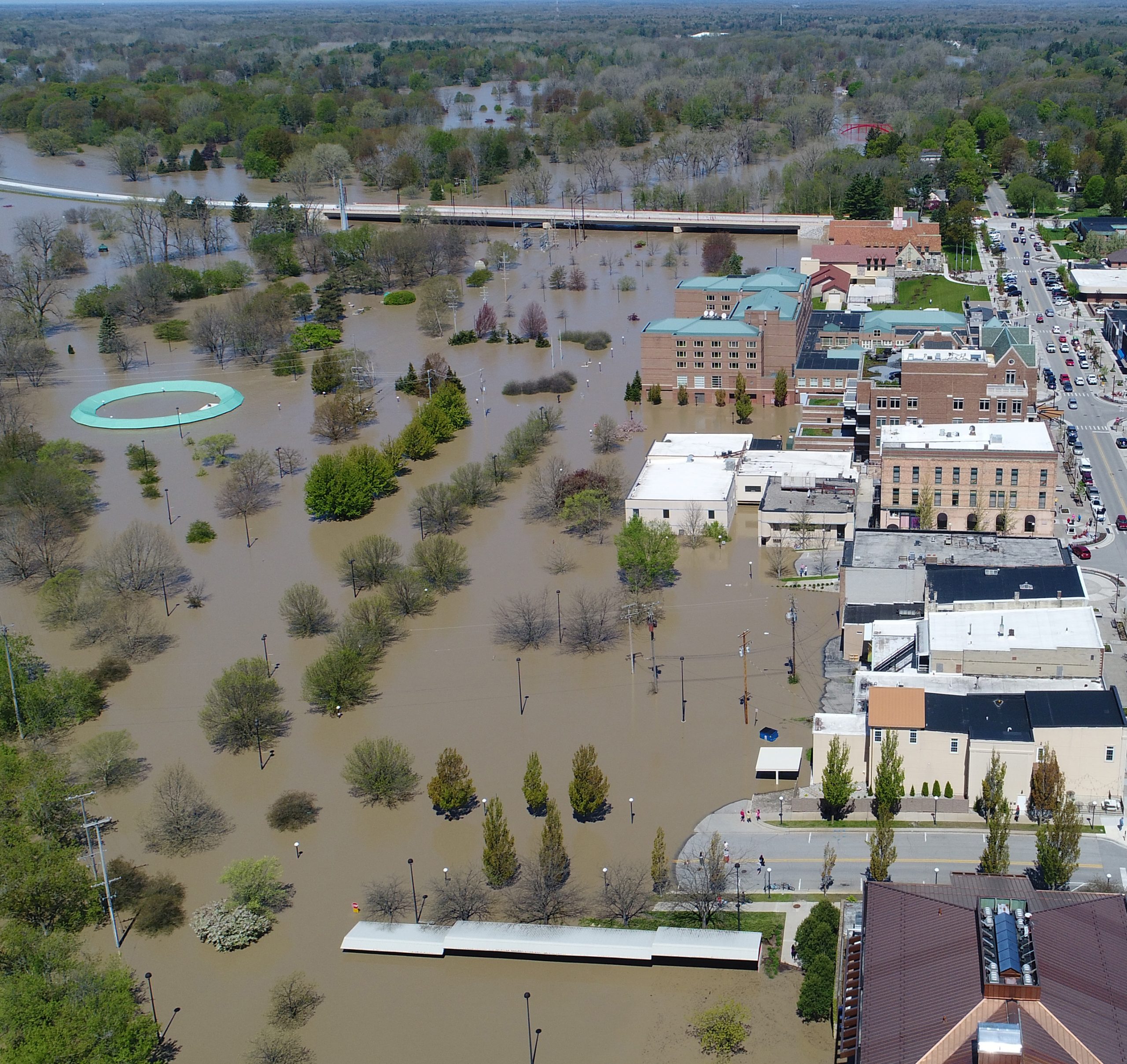 Michigan Hit With ‘500-year’ Record Flooding