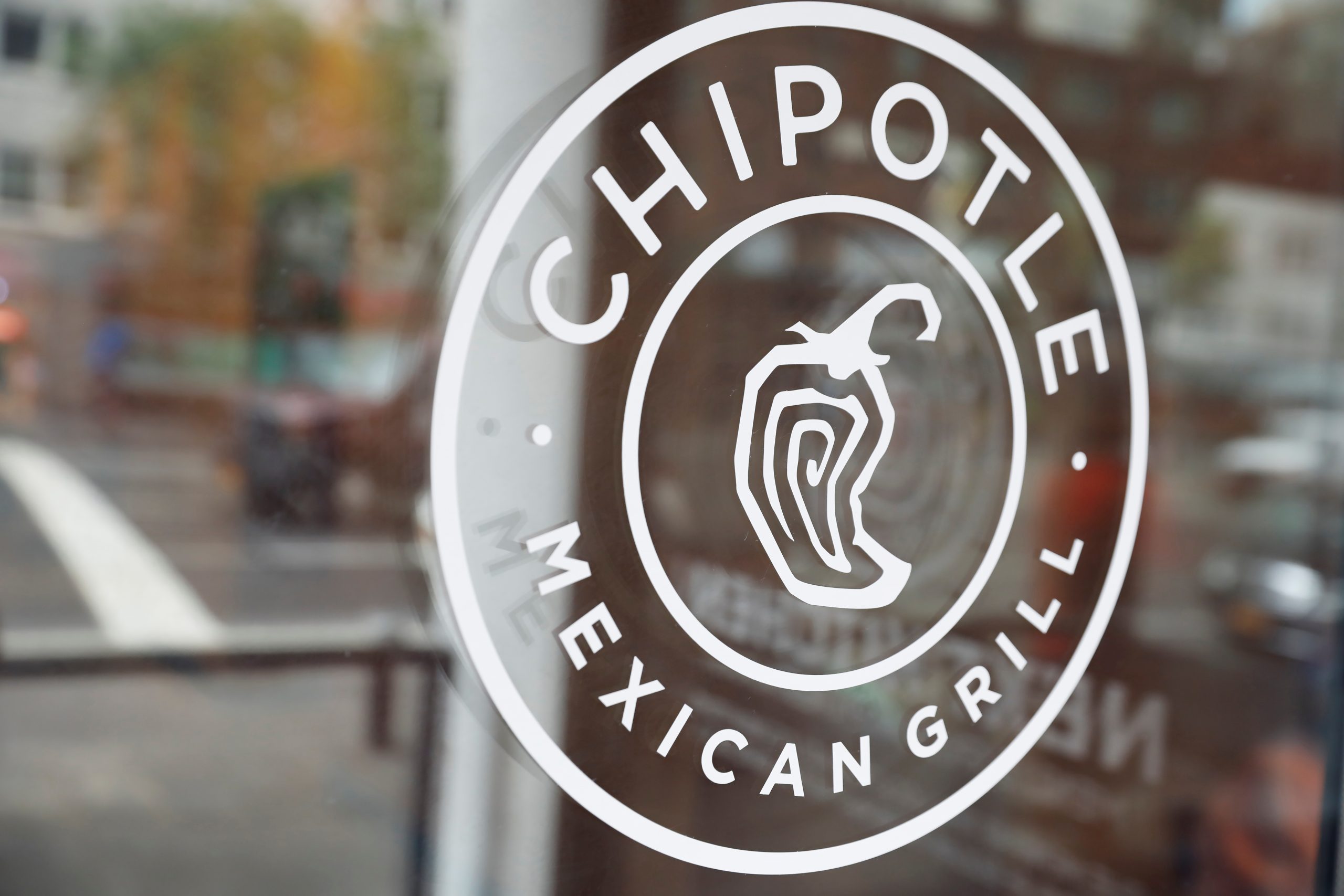 Chipotle Plans On Hiring 10,000 Workers To Support Drive-Thru Expansion