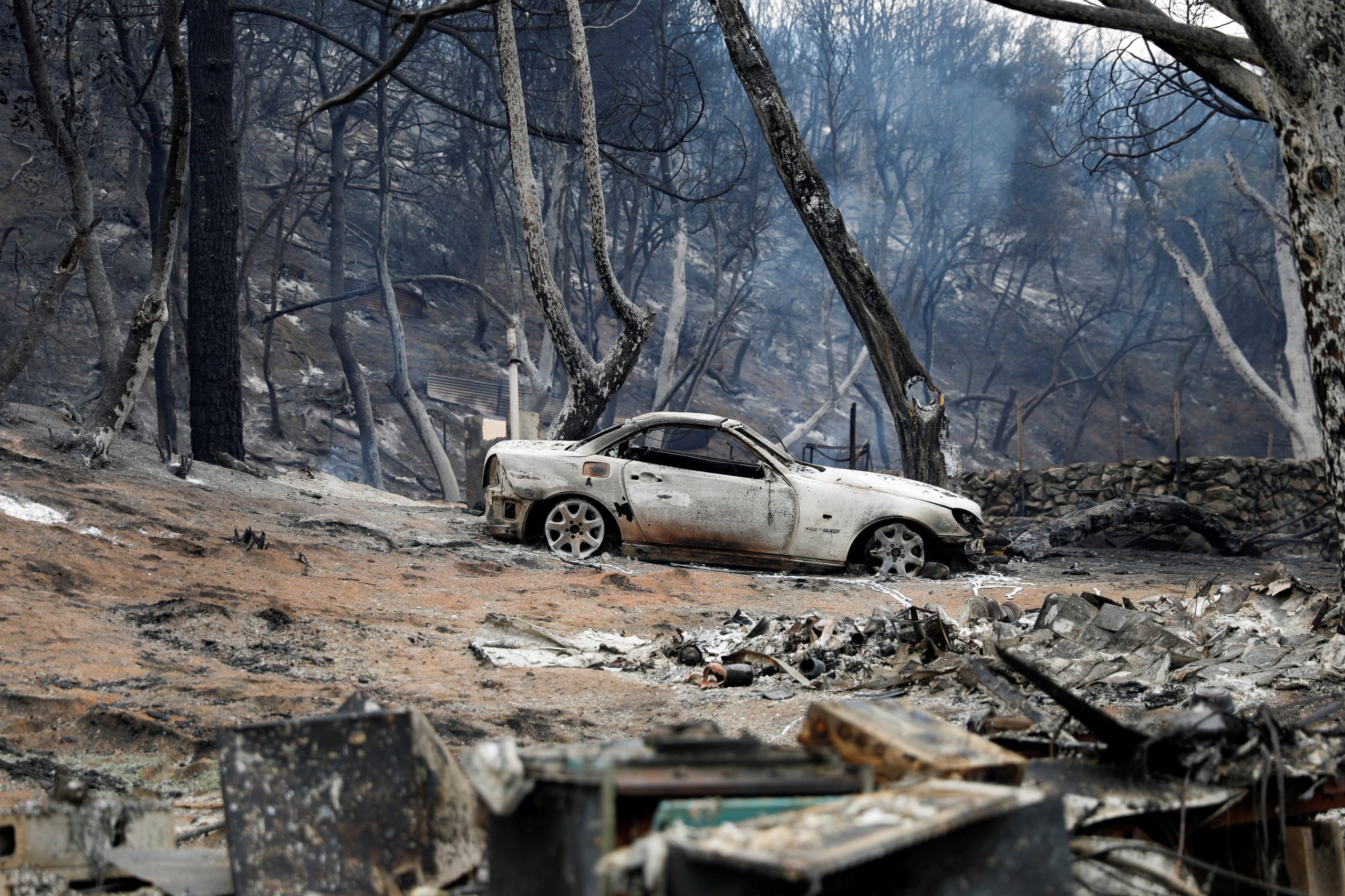 Wildfire Near Los Angeles Prompts Evacuations