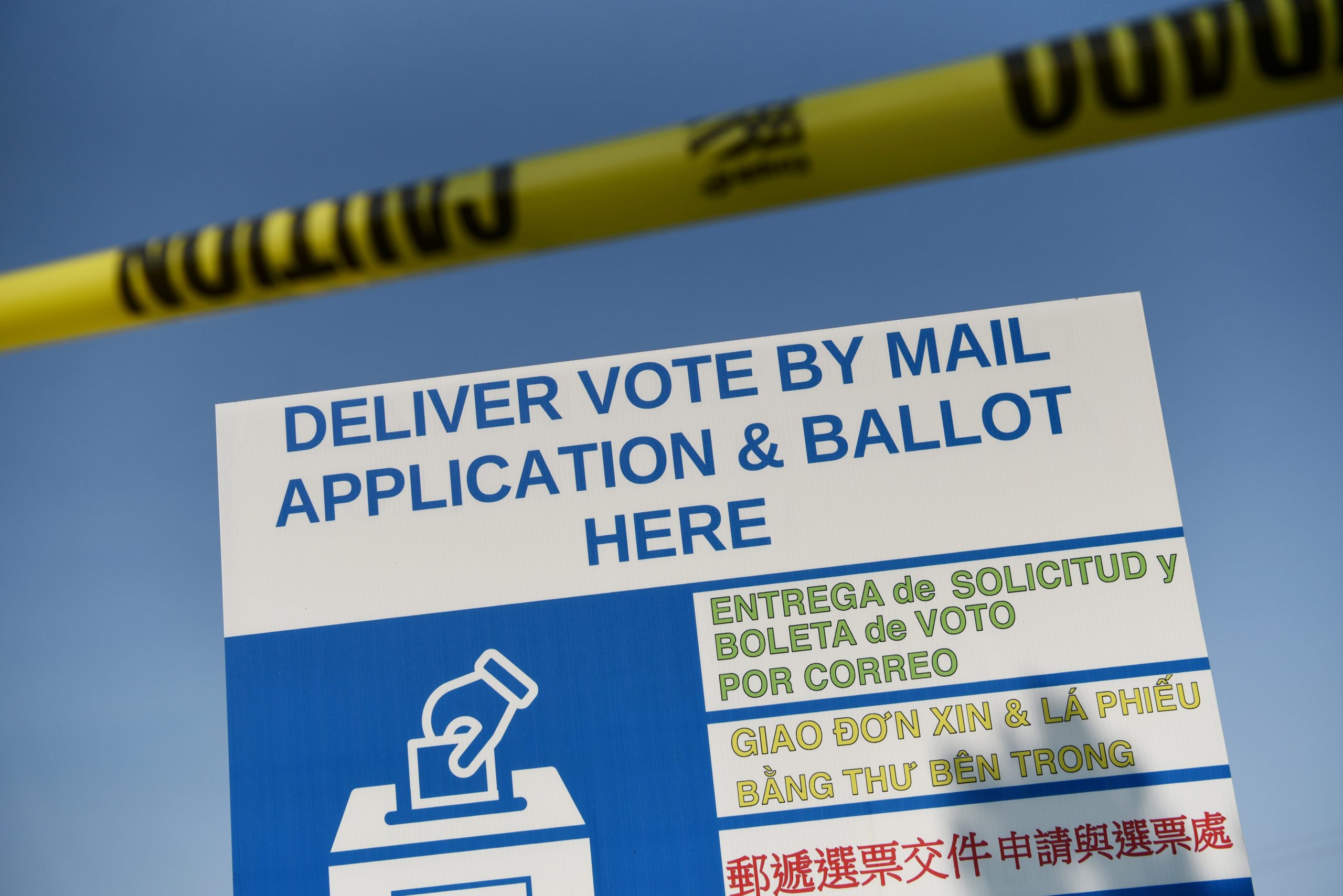 Texas Democrats Stage Walk-out to Avoid Vote on Voting Reform