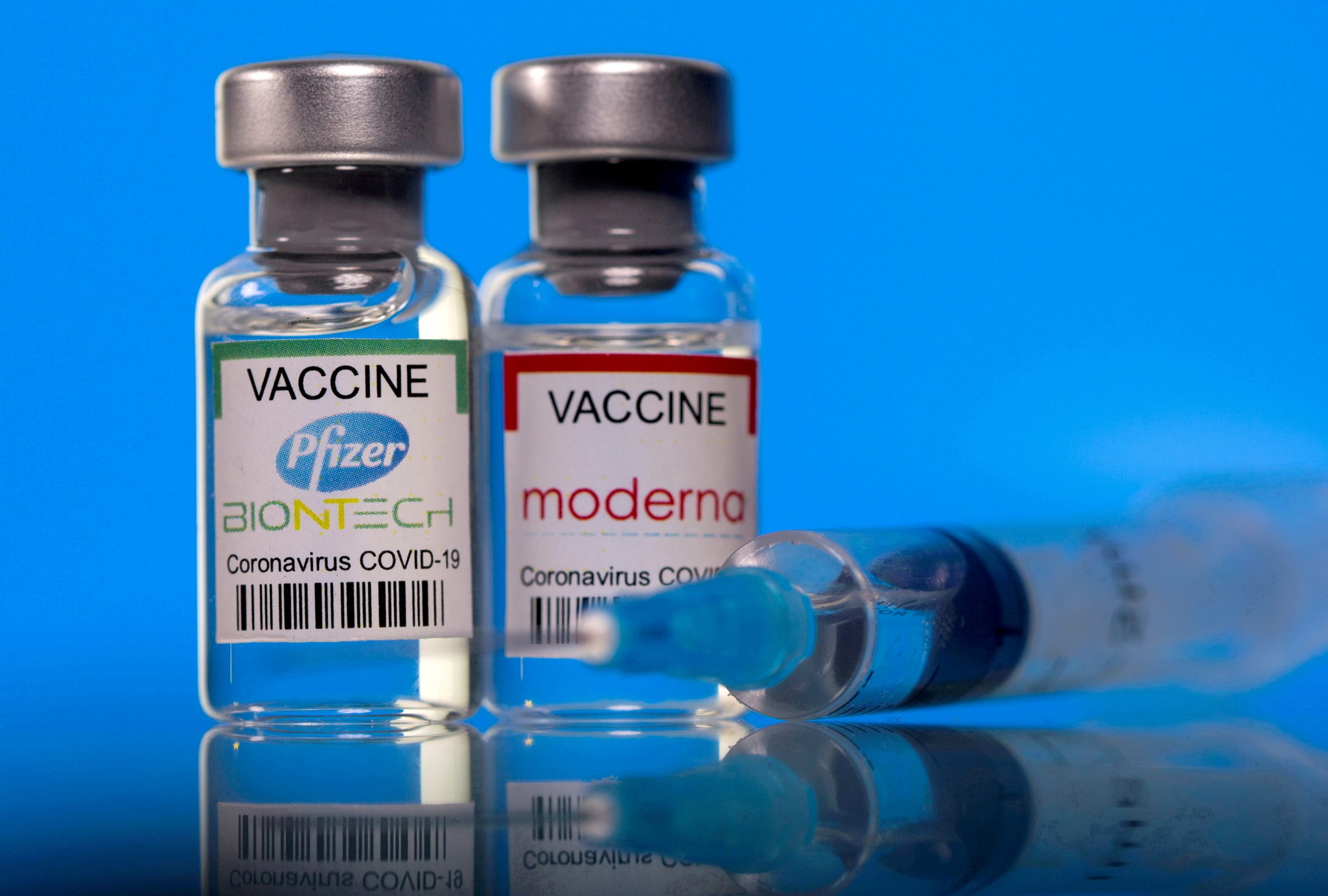 Federal workers sue White House over vaccine mandates