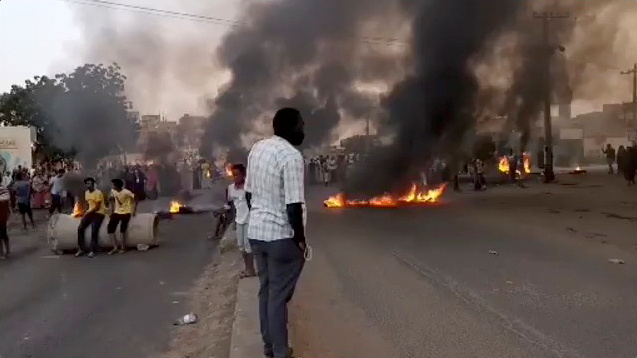 Sudanese military arrest PM, overthrow government in coup