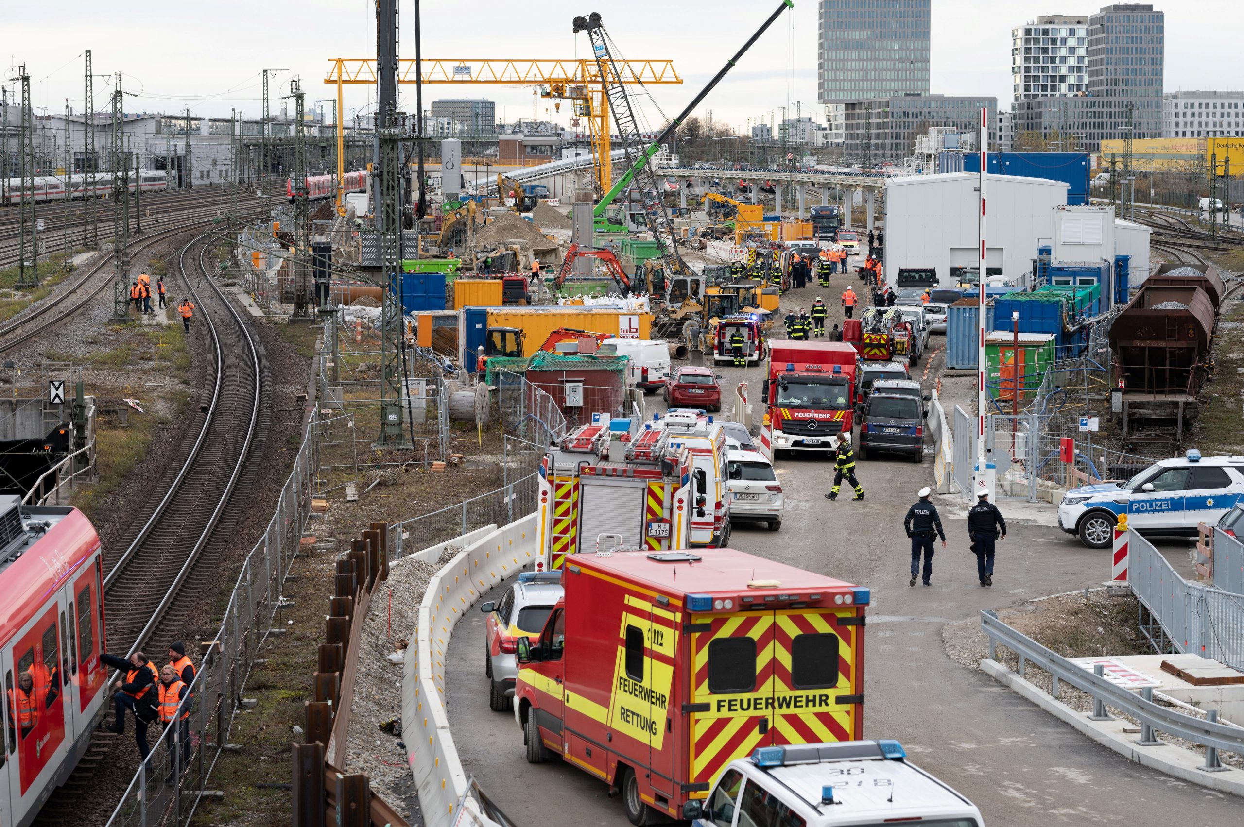 Four injured after old WWII aircraft bomb explodes in Munich