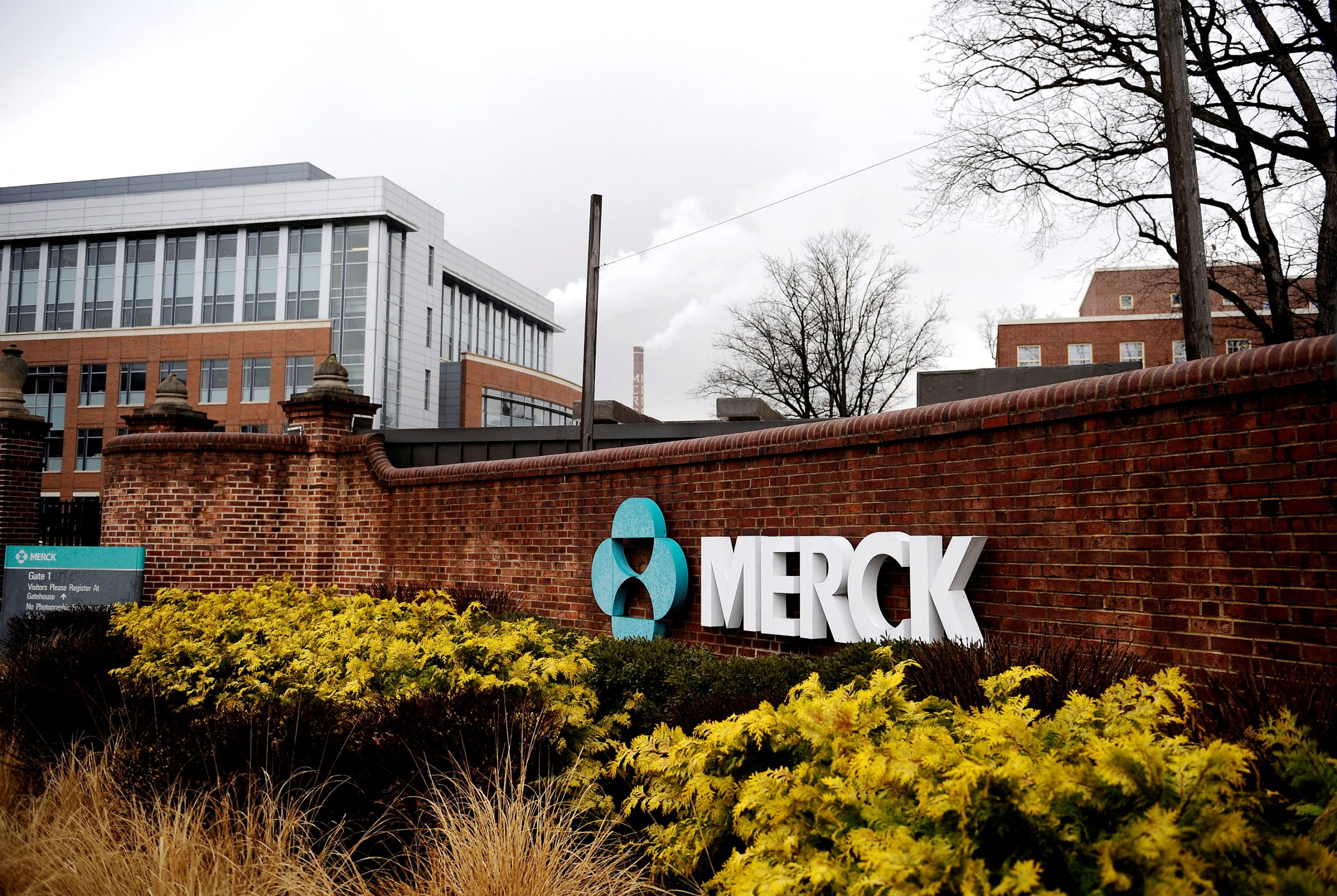 U.S. FDA authorizes Merck’s at-home antiviral COVID-19 pill