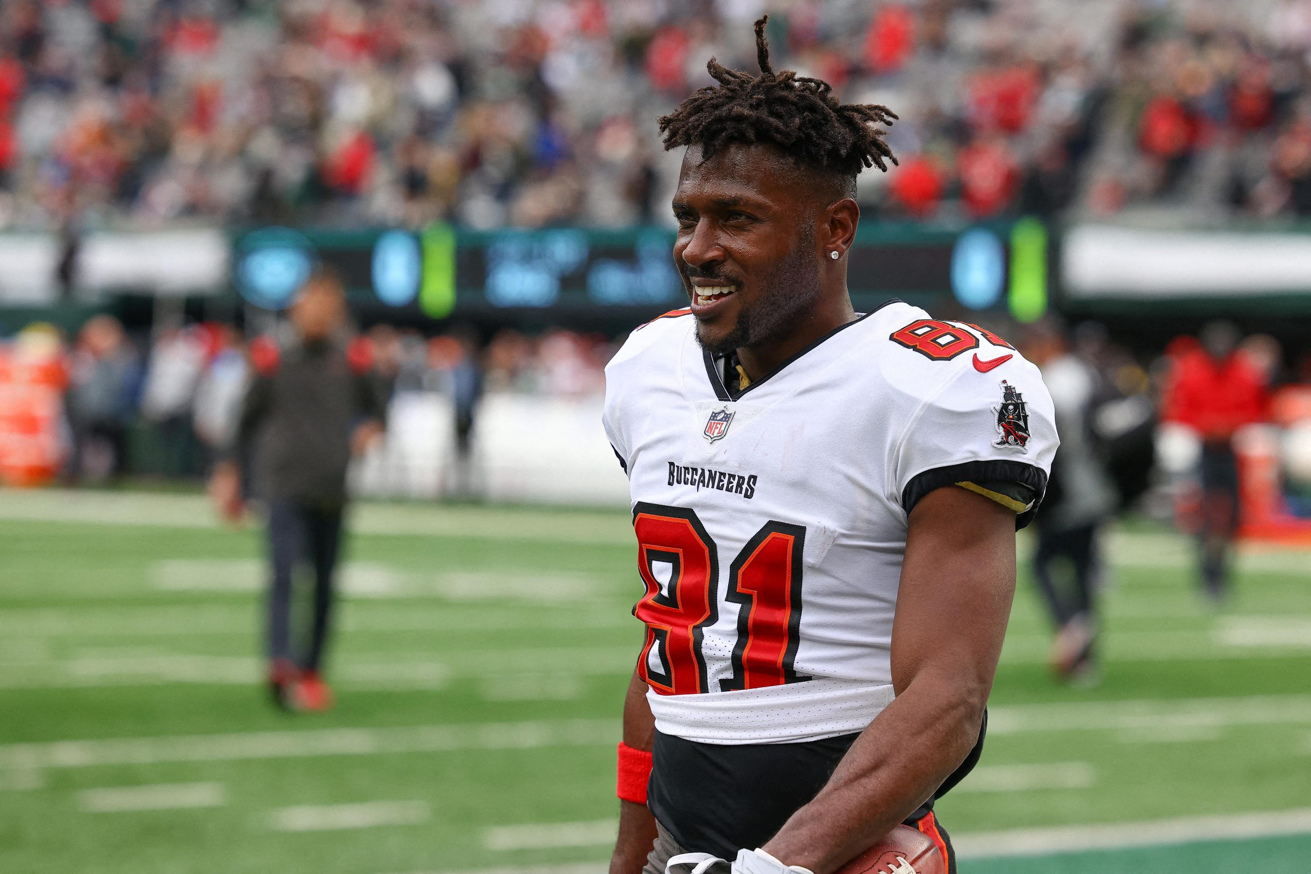 NFL week 17 update – Antonio Brown out of Tampa Bay, playoff picture unfolds