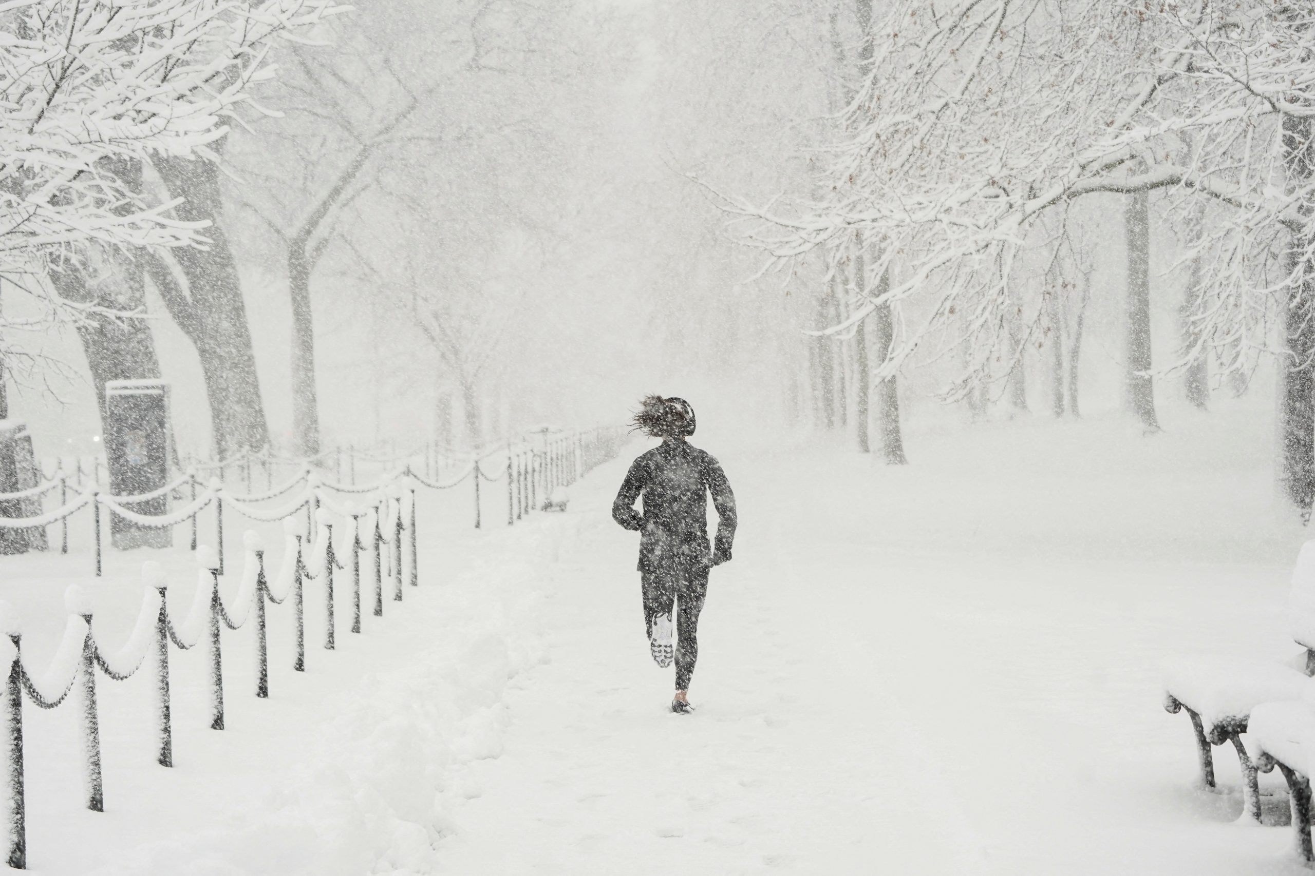 Winter storm to blast U.S. Northeast with blizzard-like conditions this weekend