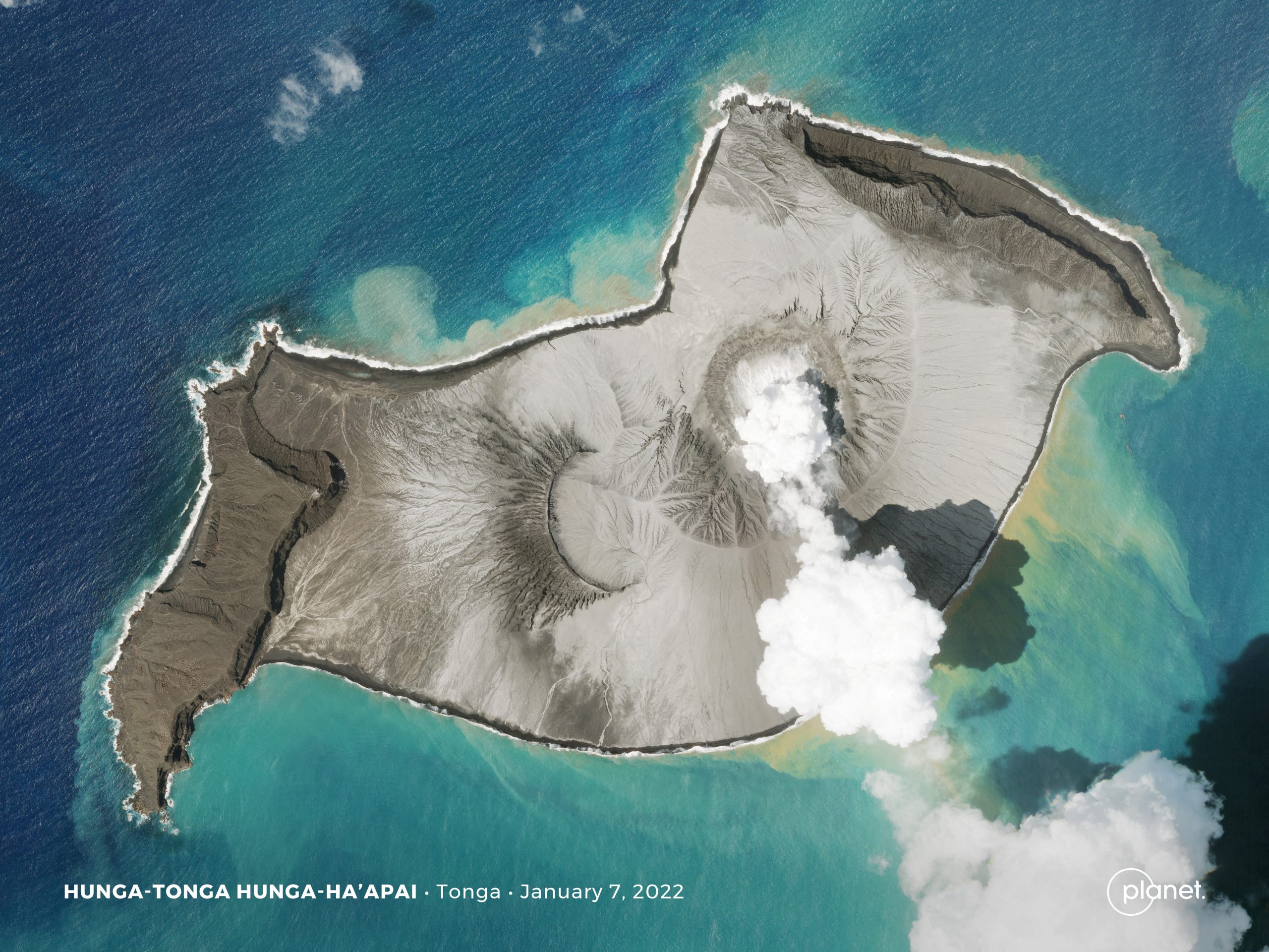 Pacific-Island nation out of contact after volcano eruption, tsunami