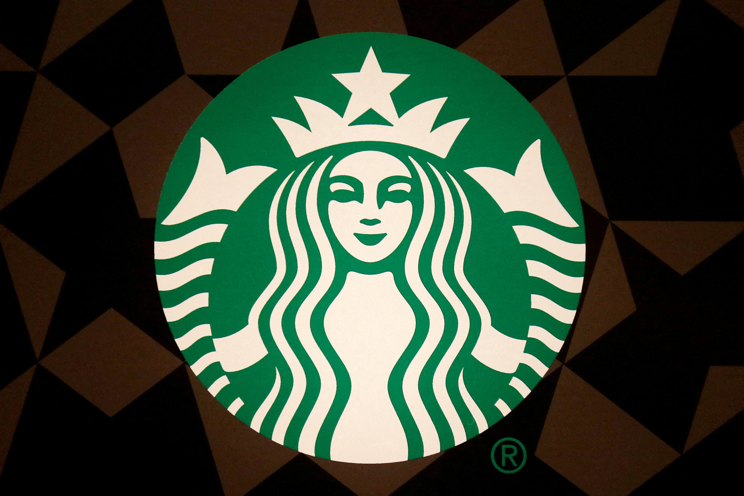 Starbucks drops employee vaccine mandate after Supreme Court ruling