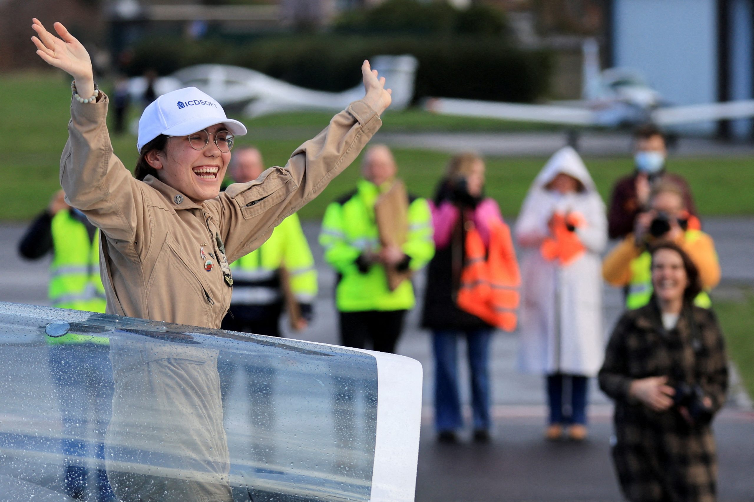 Teenager sets new record as youngest female pilot to fly around the world