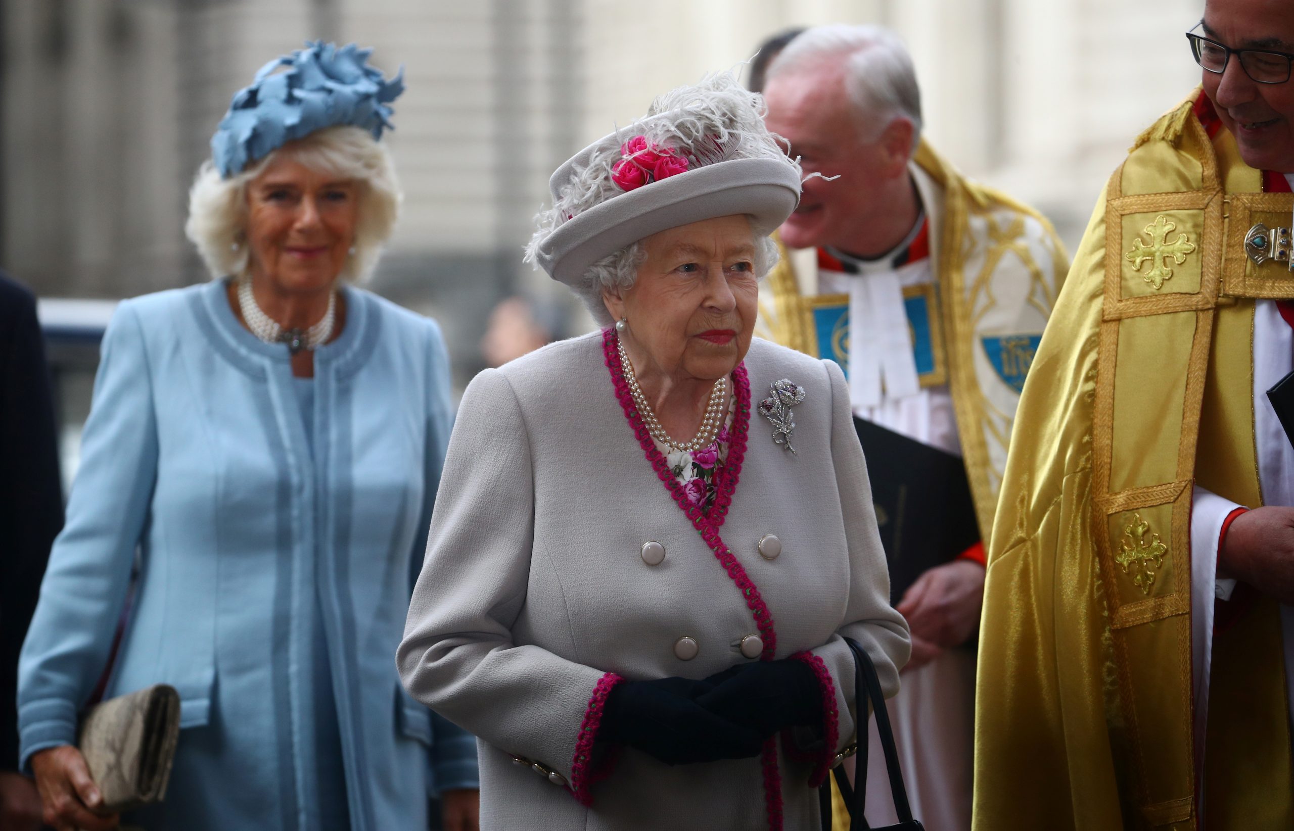 Queen Elizabeth extends olive branch to daughter-in-law on first day of platinum jubilee