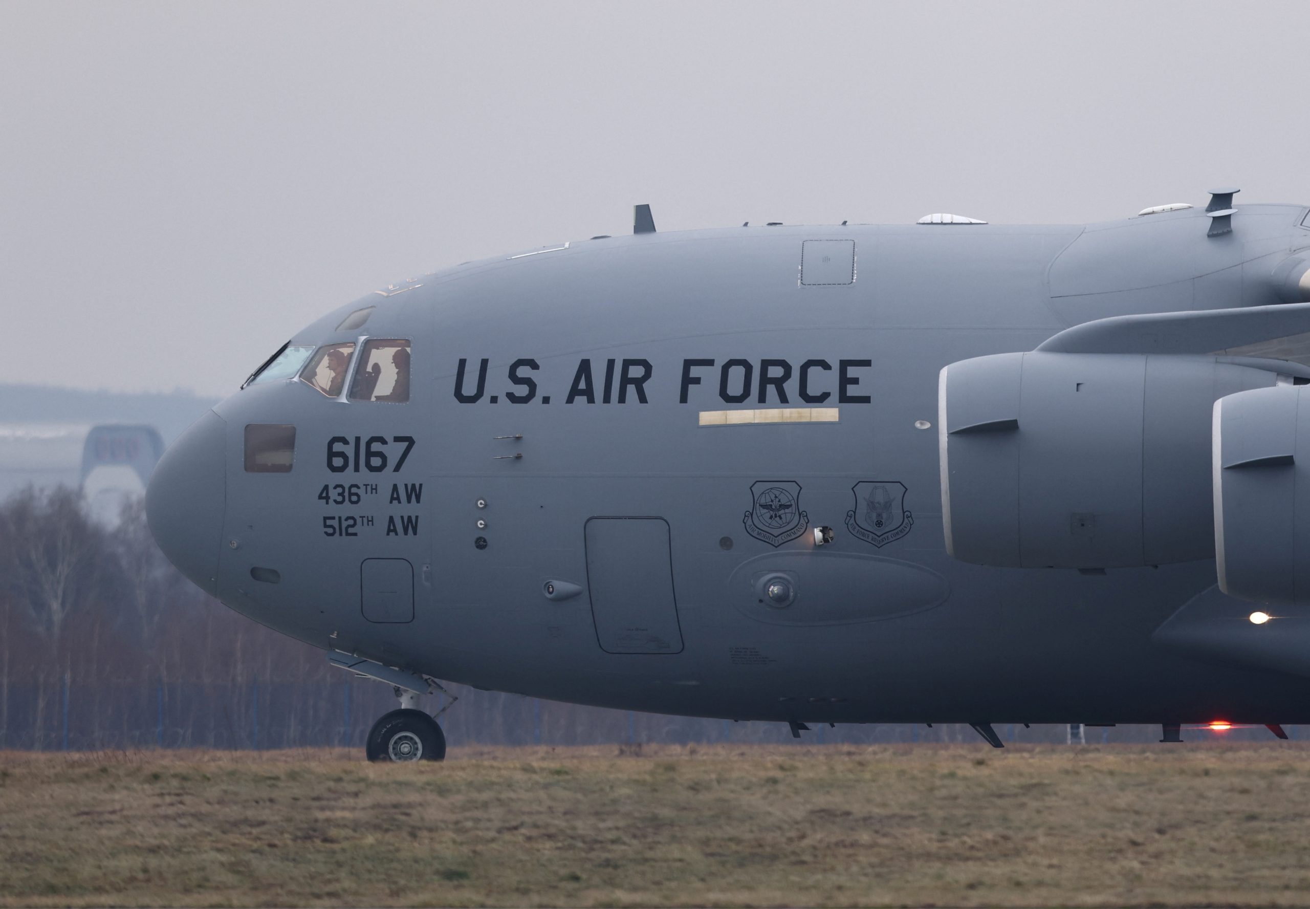 U.S. troops arrive in Poland to reinforce Eastern Europe allies