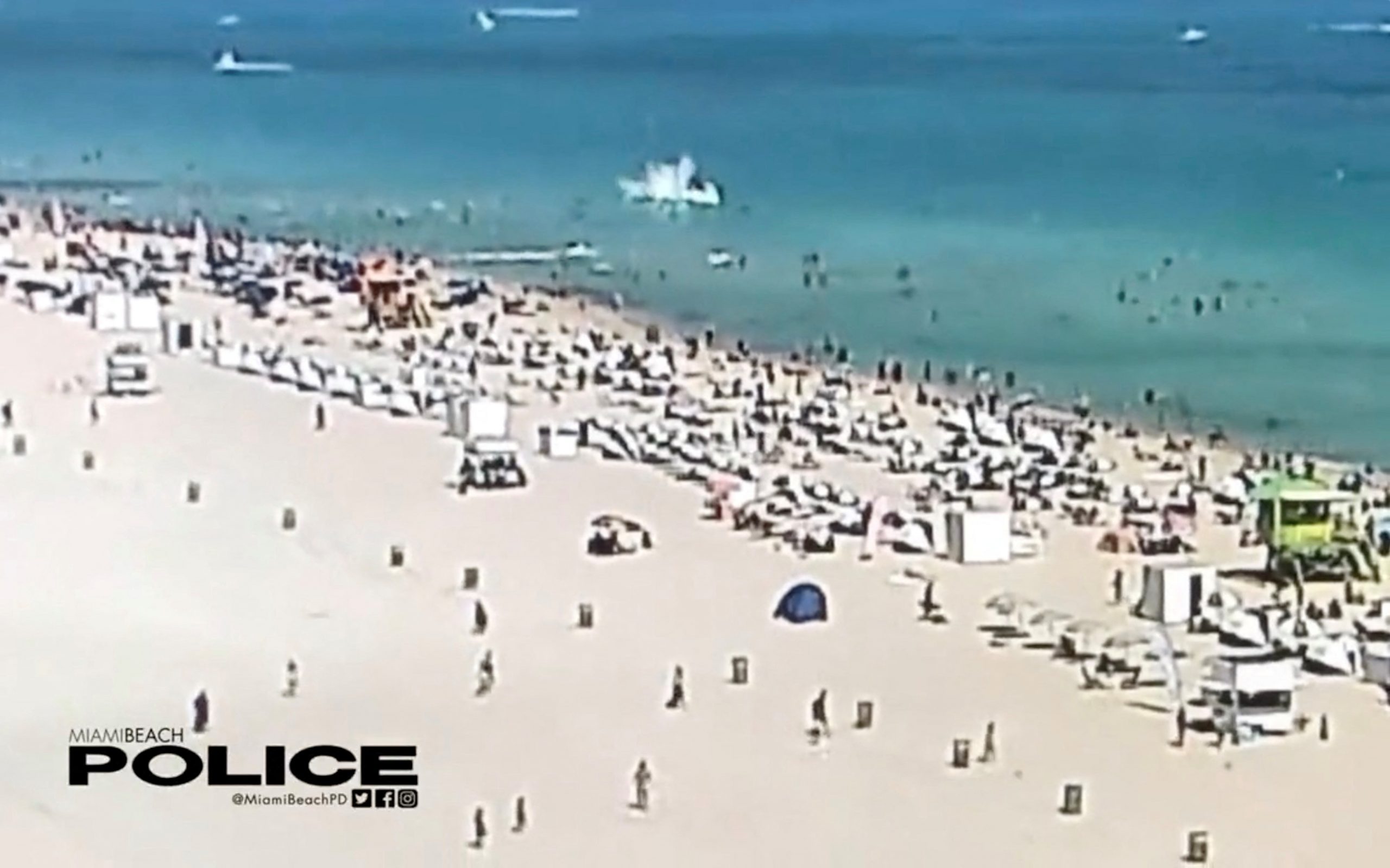 Helicopter crashes in Miami Beach