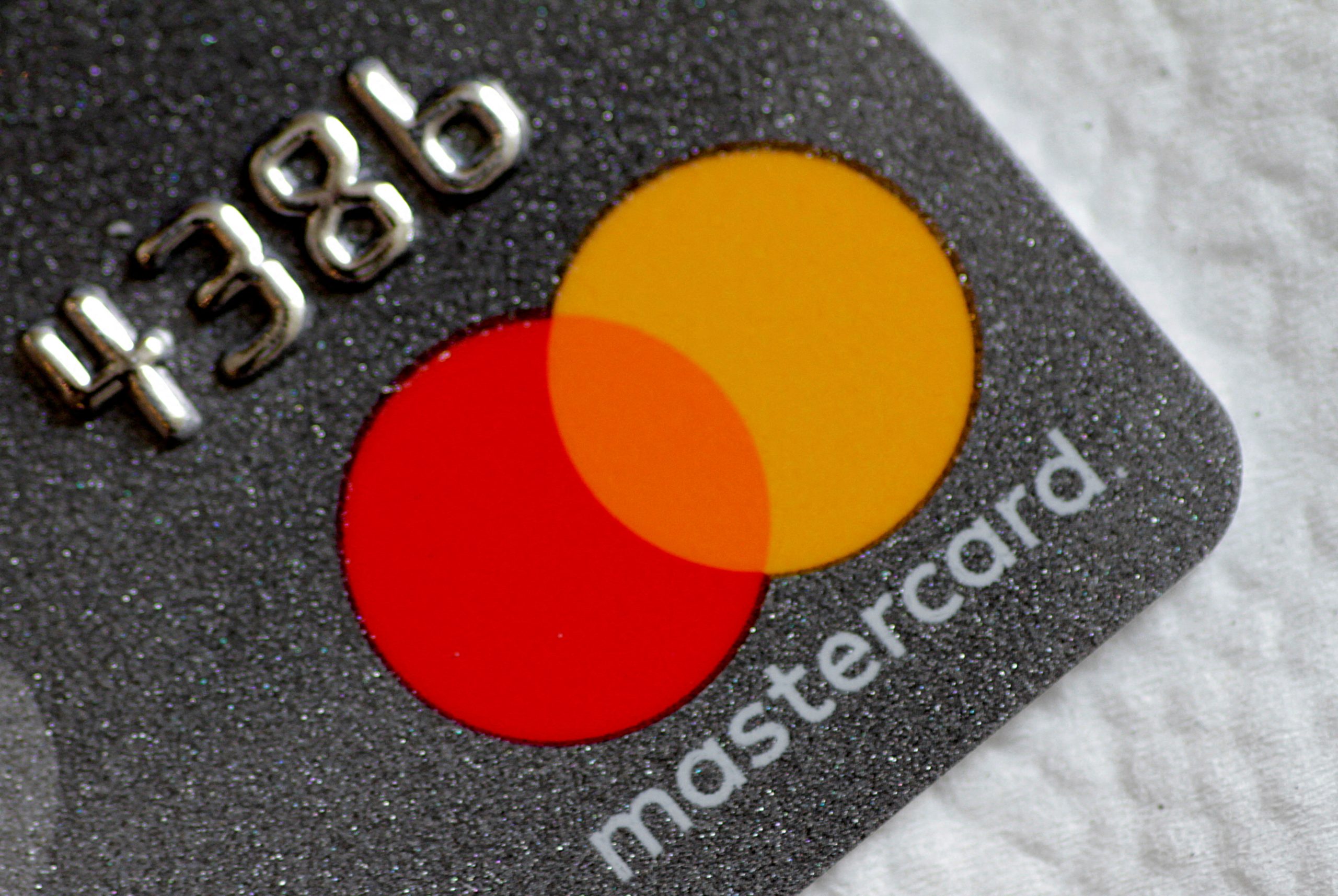 Visa, Mastercard block services in Russia