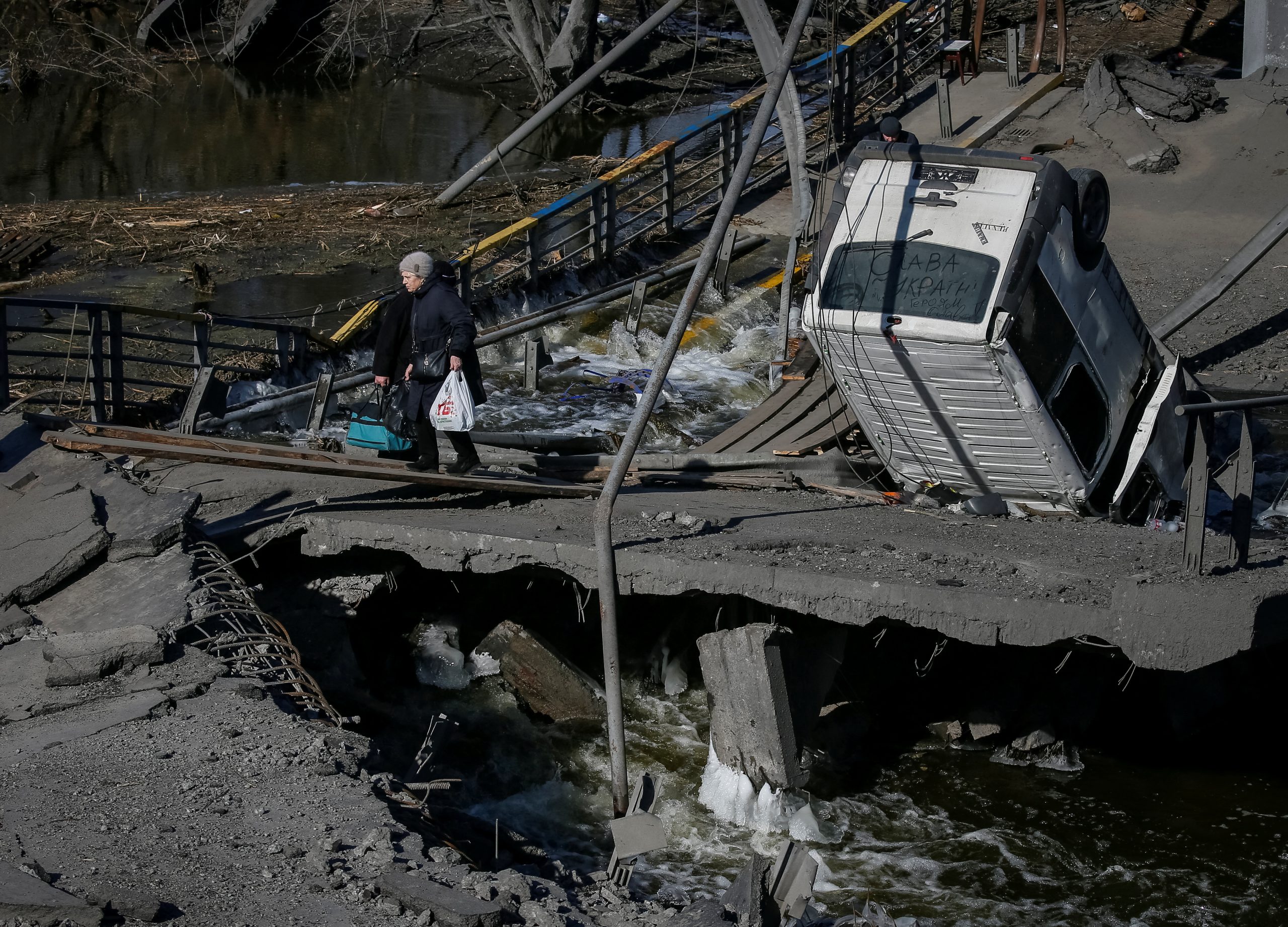 Russian strike on base brings Ukraine war close to NATO’s border