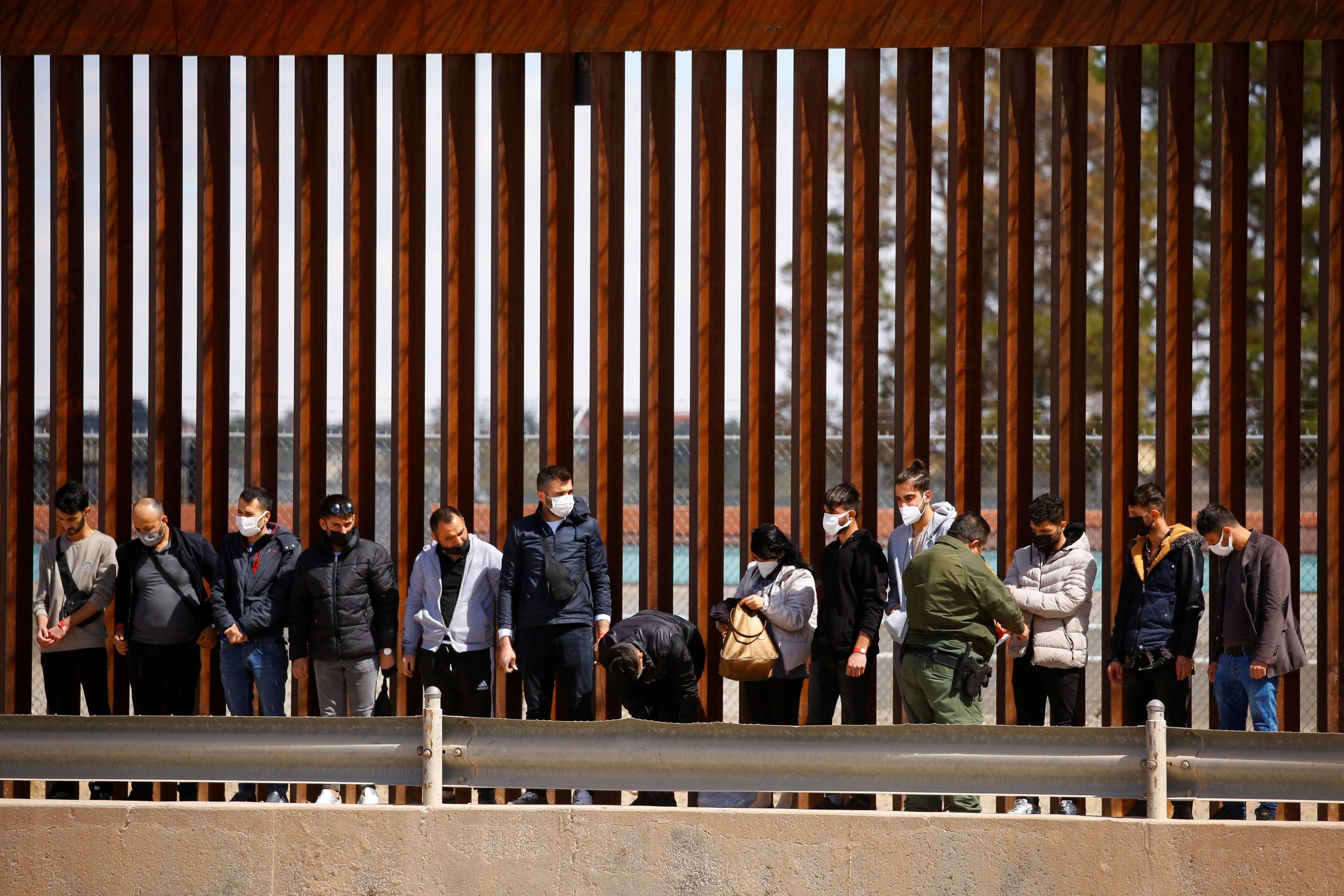 Leaked document shows Mayorkas directing border agents to keep illegal aliens using ‘any form of relief or protection’