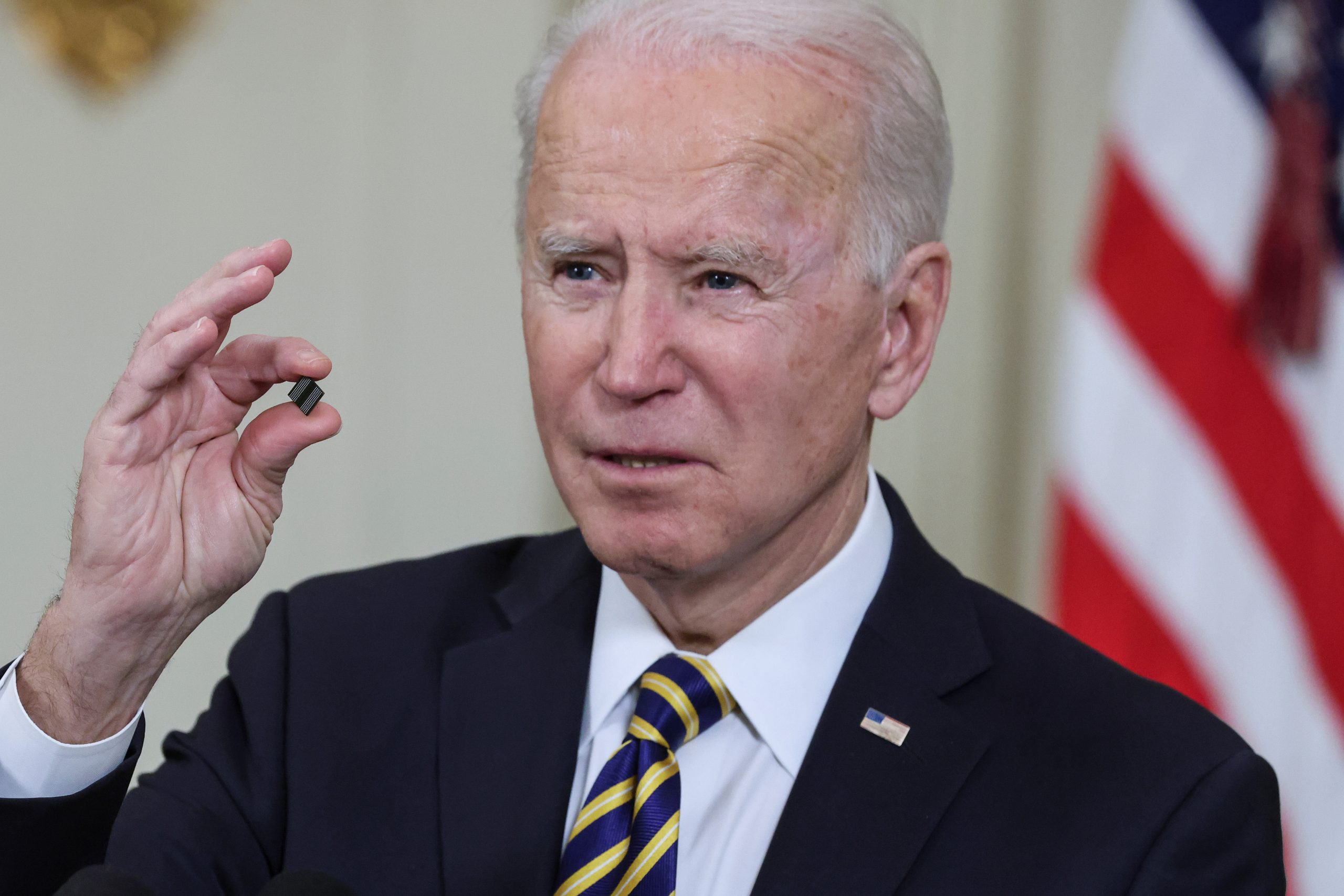 Democrats concerned Biden could contribute to catastrophic losses in the midterm election