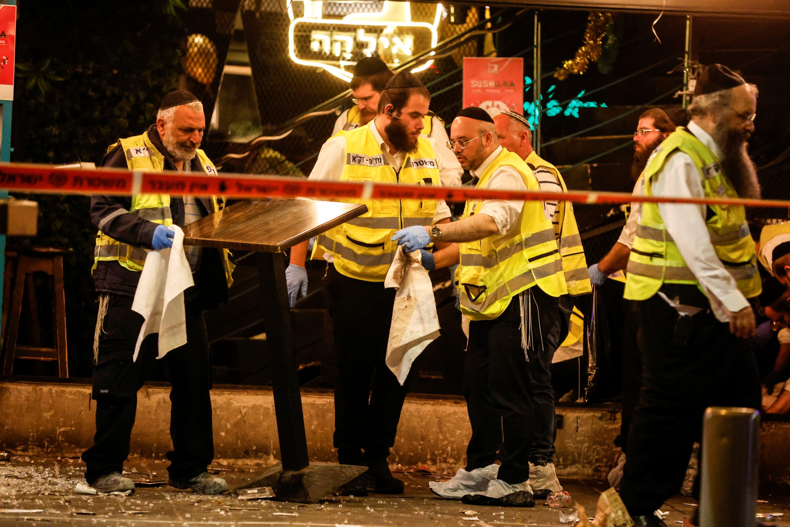 At least 2 dead in attack at Tel Aviv bar, police say