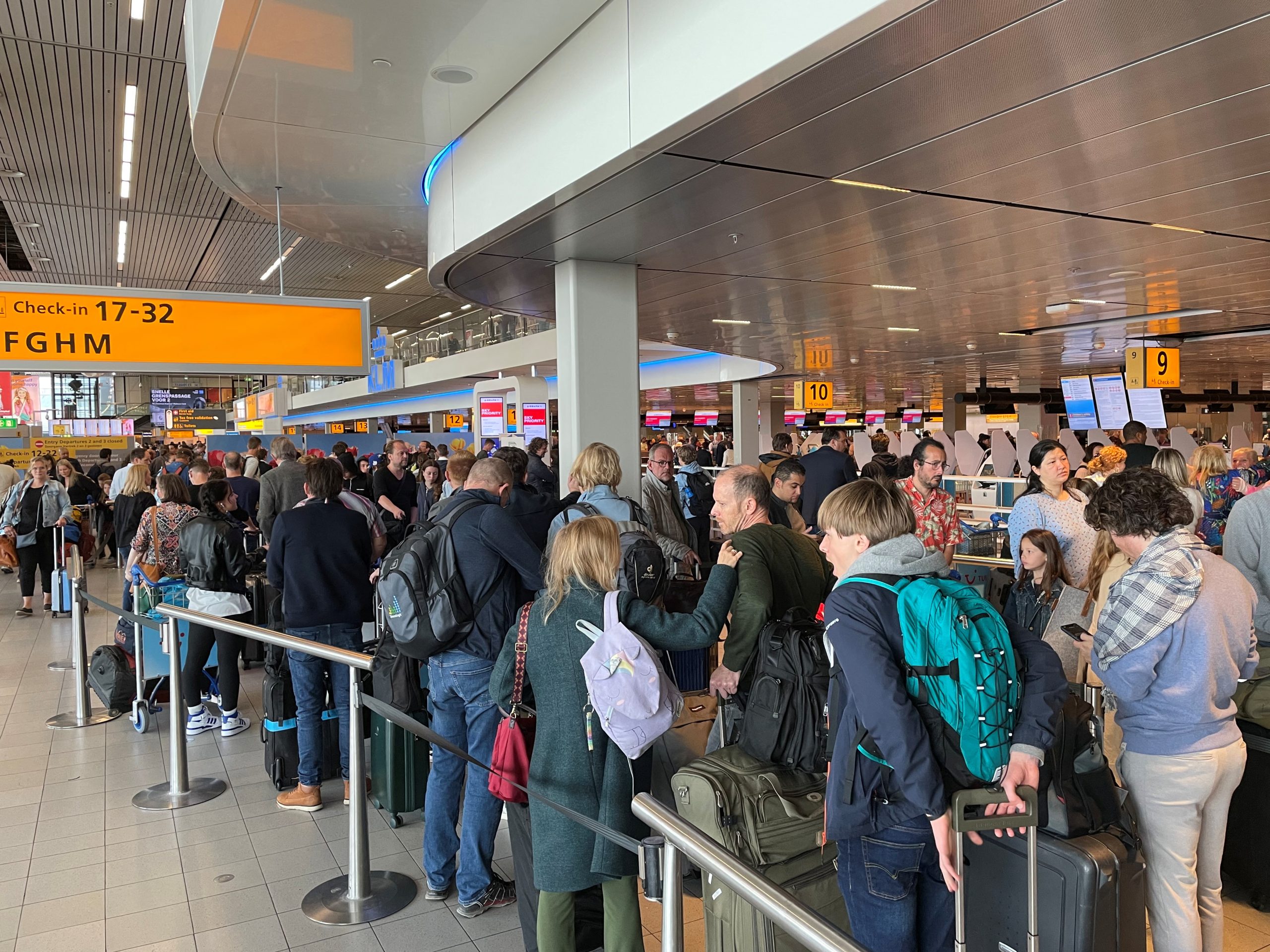 Hard-pressed airlines shuttle passengers on buses