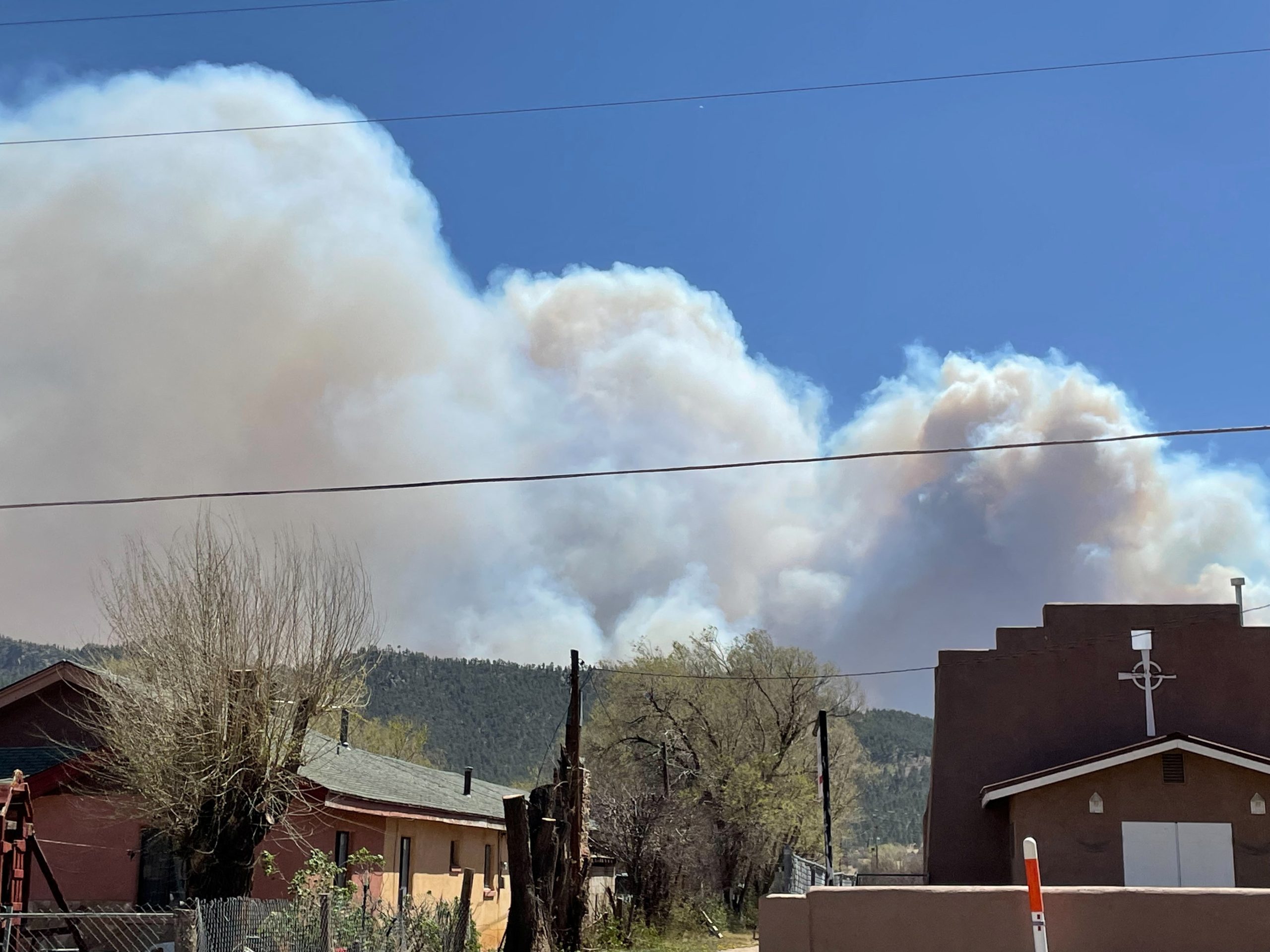 ‘Huge firefight’ to defend New Mexico villages, city from blaze