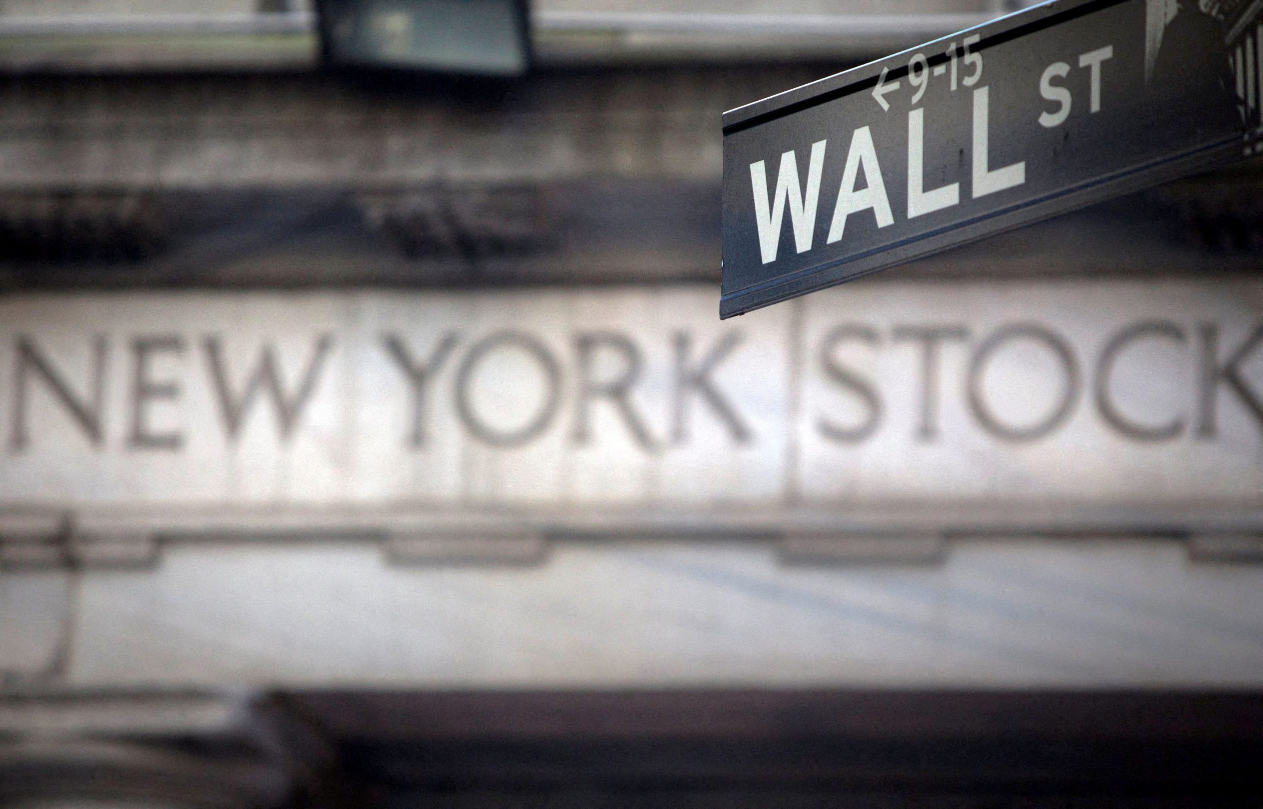 Wall Street rallies, but Twitter slides