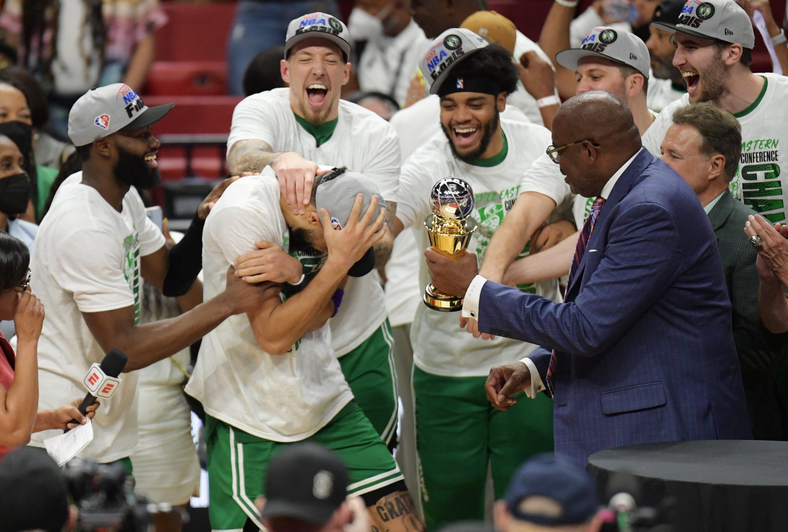 Celtics defeat Heat in Game 7, setting up Finals matchup with Warriors