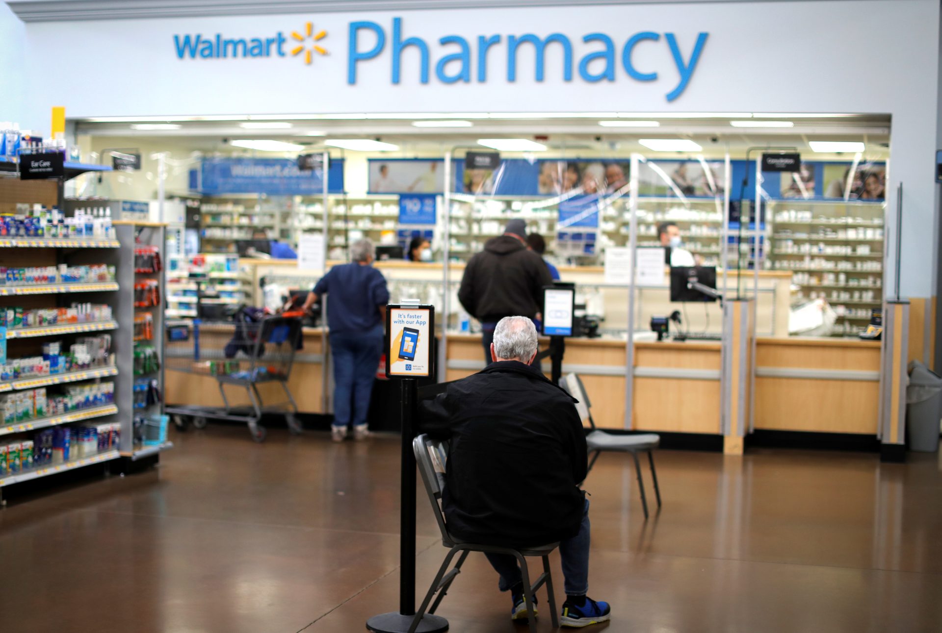 Pharmacists to receive pay boost after worker shortage forces Walmart’s hand