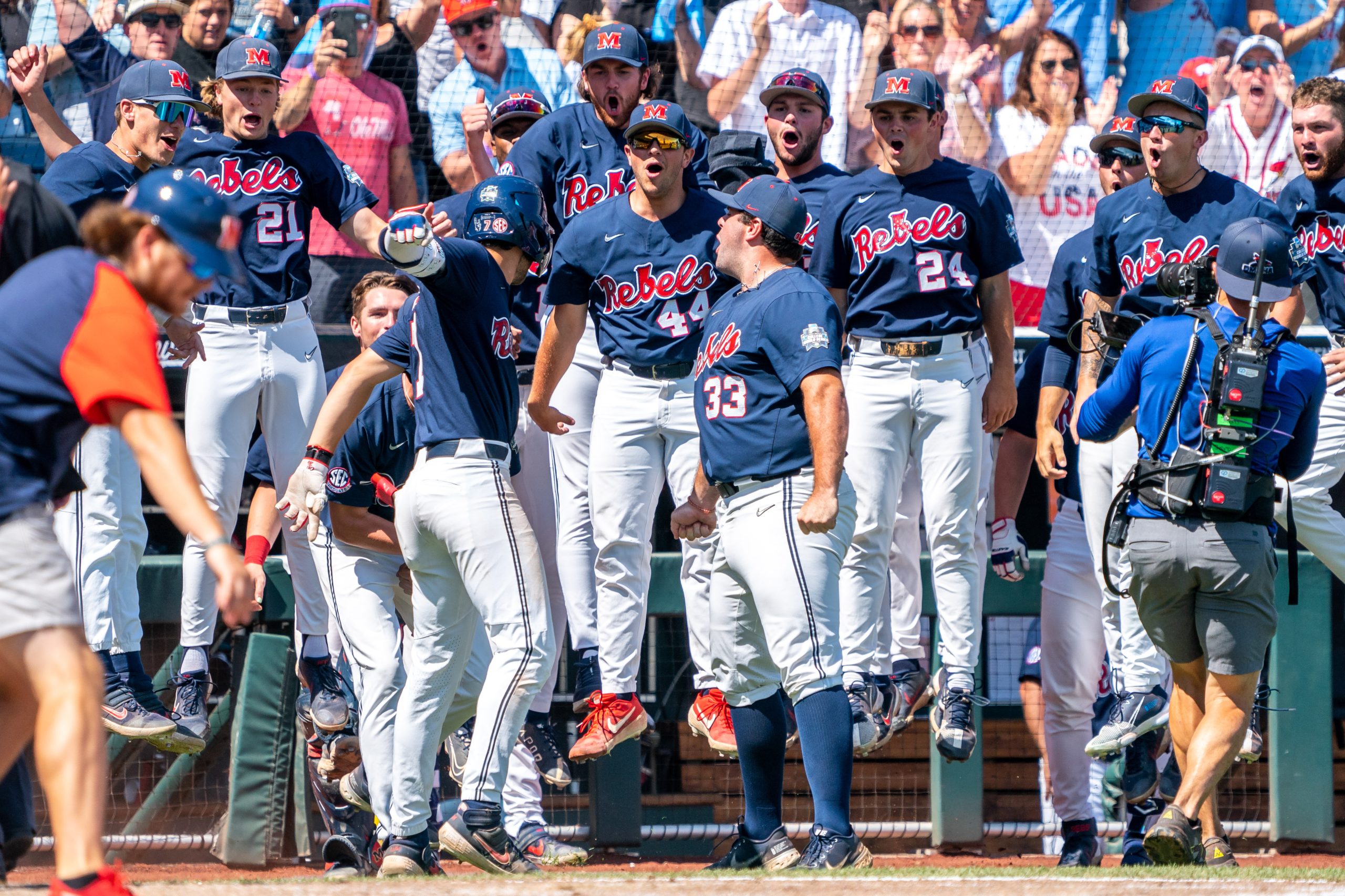 Ole Miss defeats Oklahoma to win 2022 College World Series