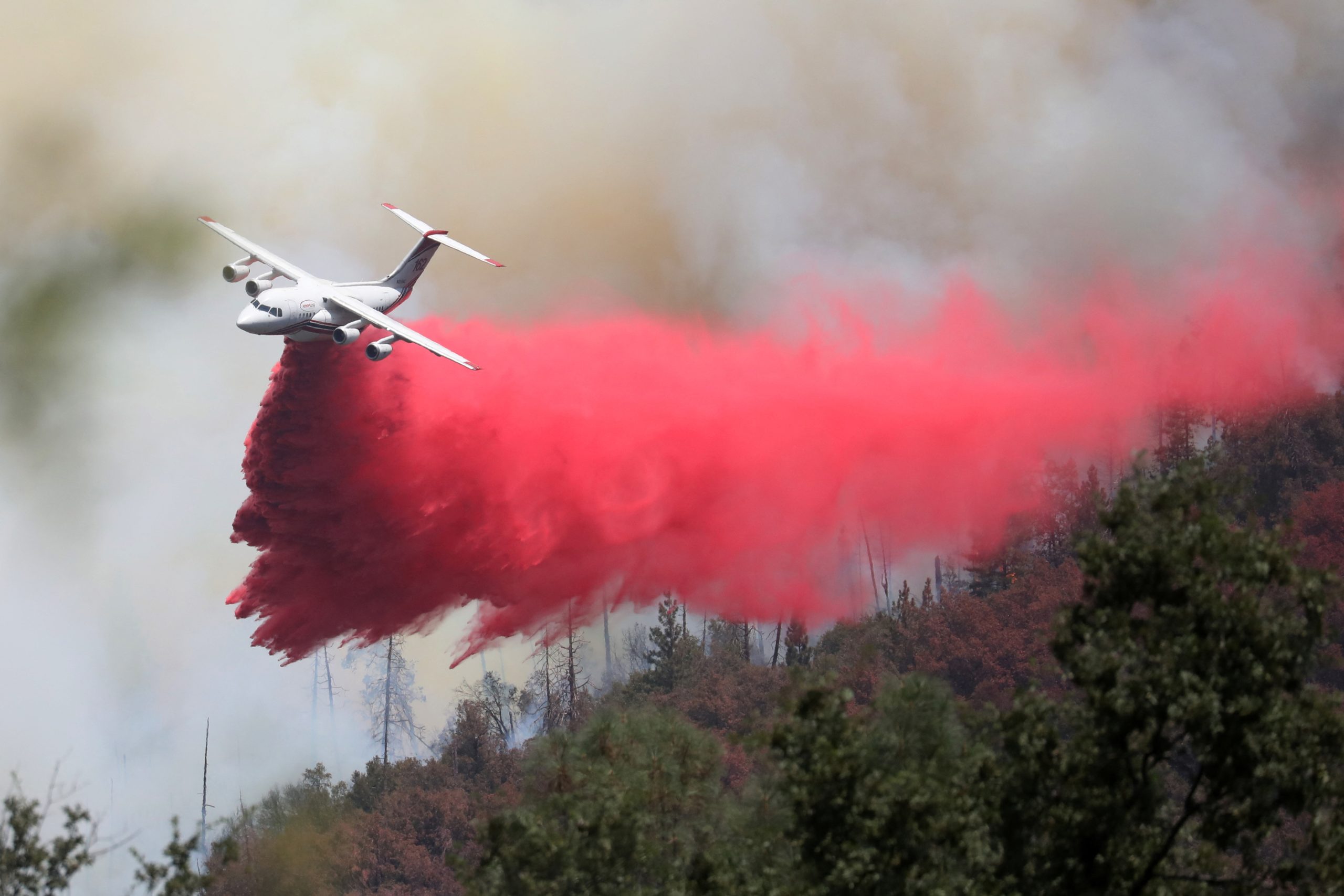 California’s Oak Fire spreads uncontained toward Yosemite