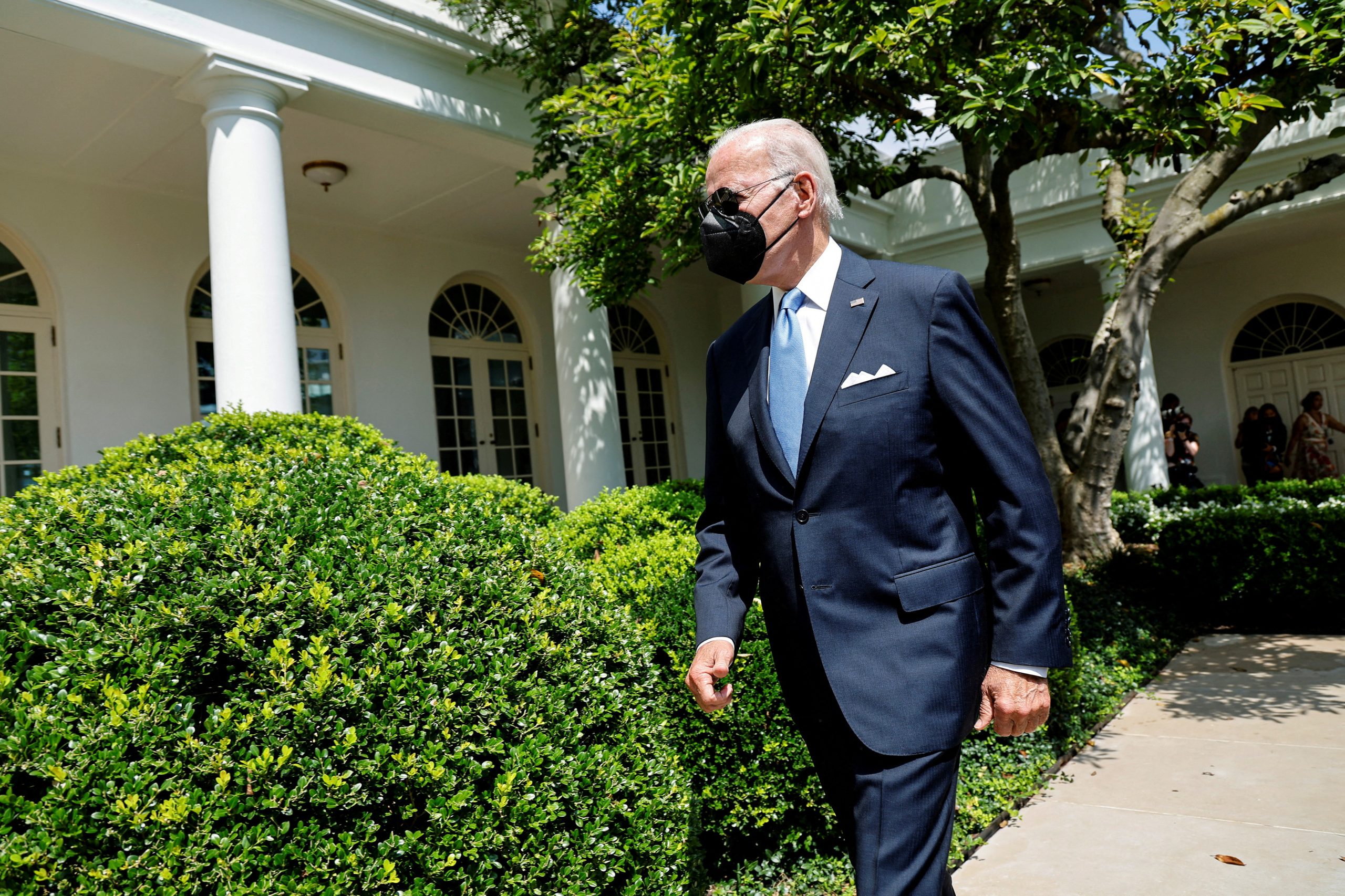 Biden recovers from COVID-19