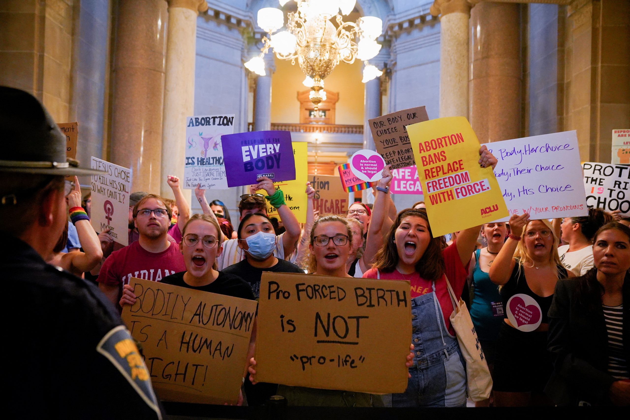 Indiana Senate passes bill banning nearly all abortions in state