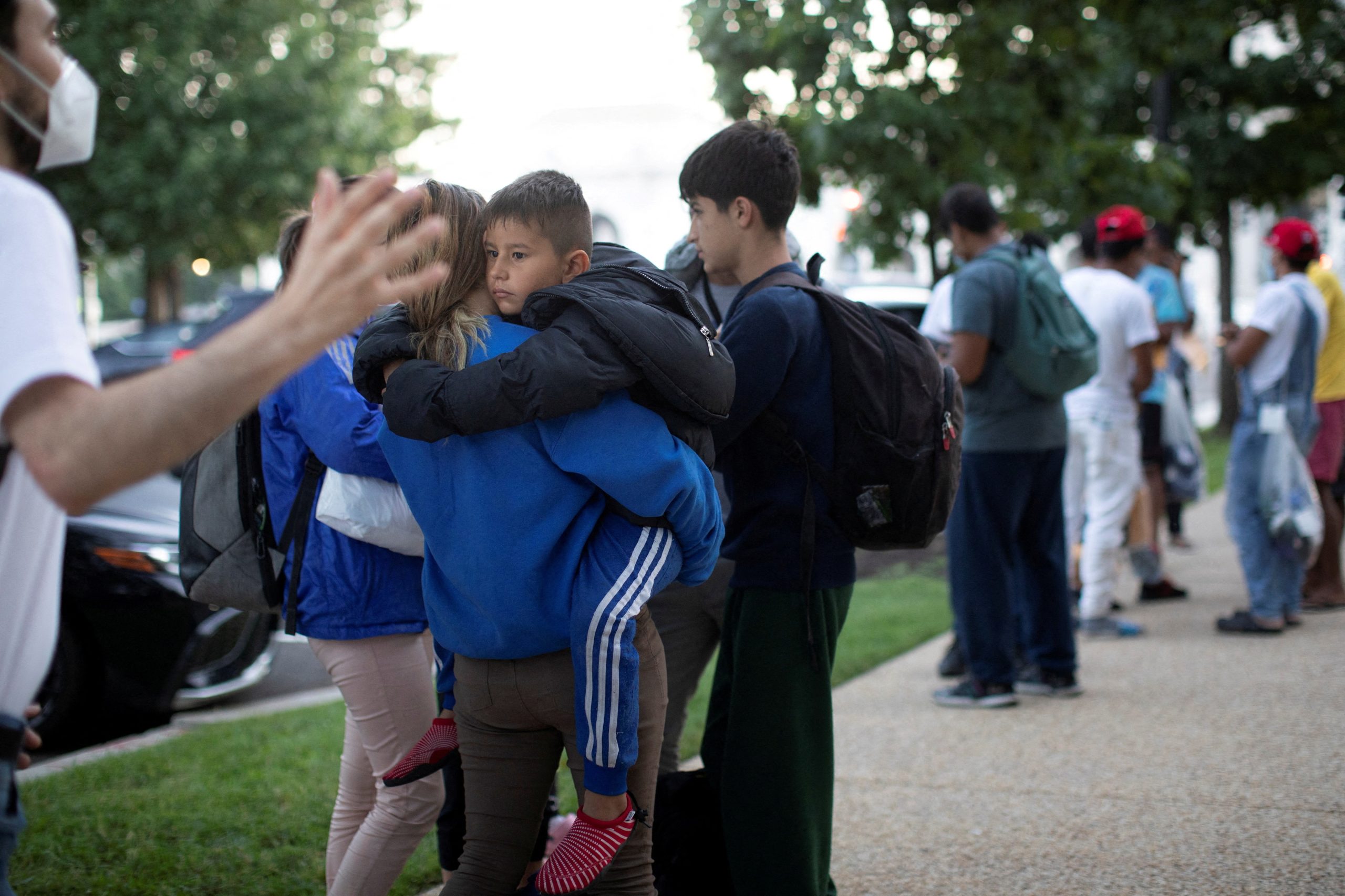 DC, NYC mayors rebuff border invite, agree immigration at crisis point