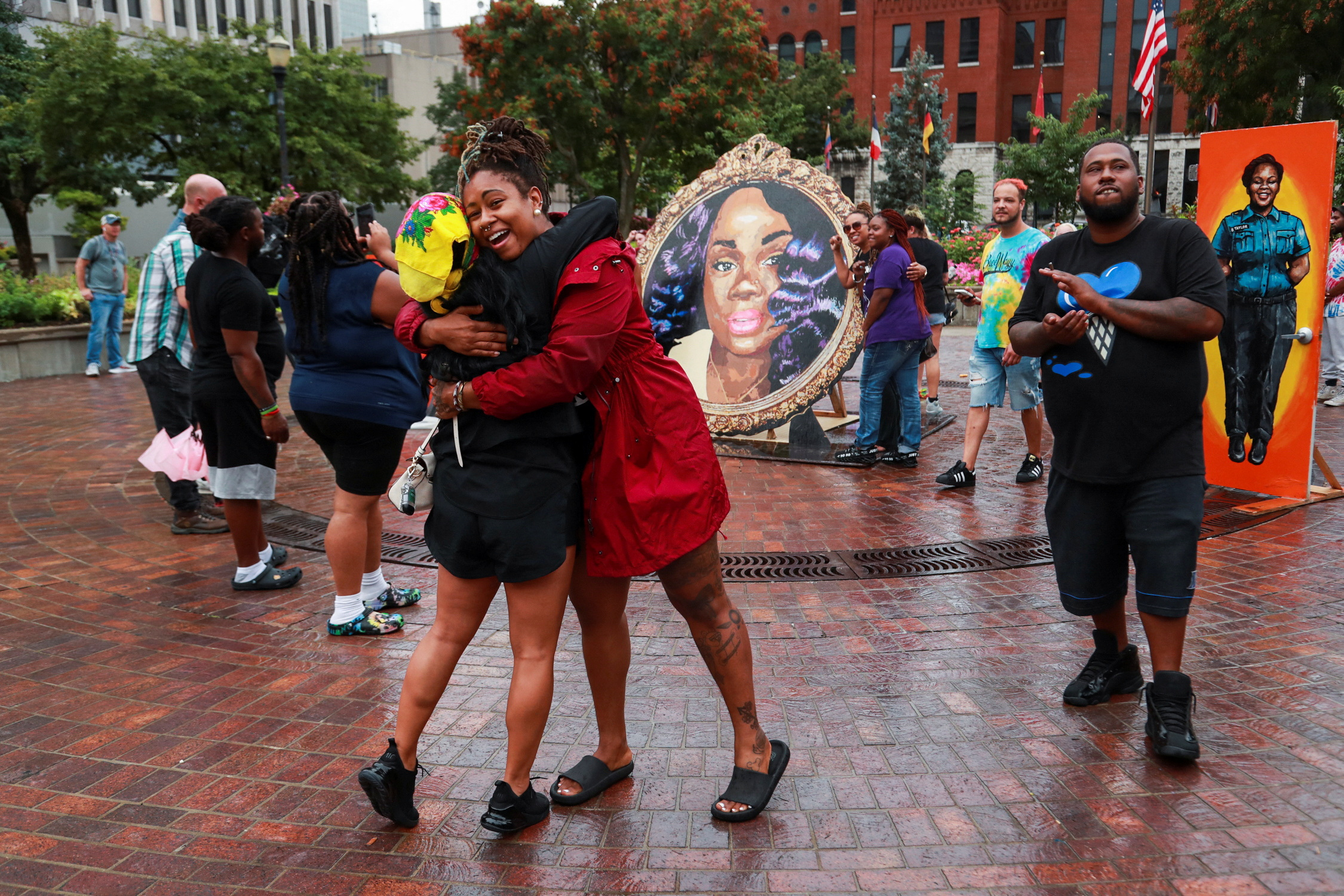 U.S. charges four Louisville police officers in Breonna Taylor killing