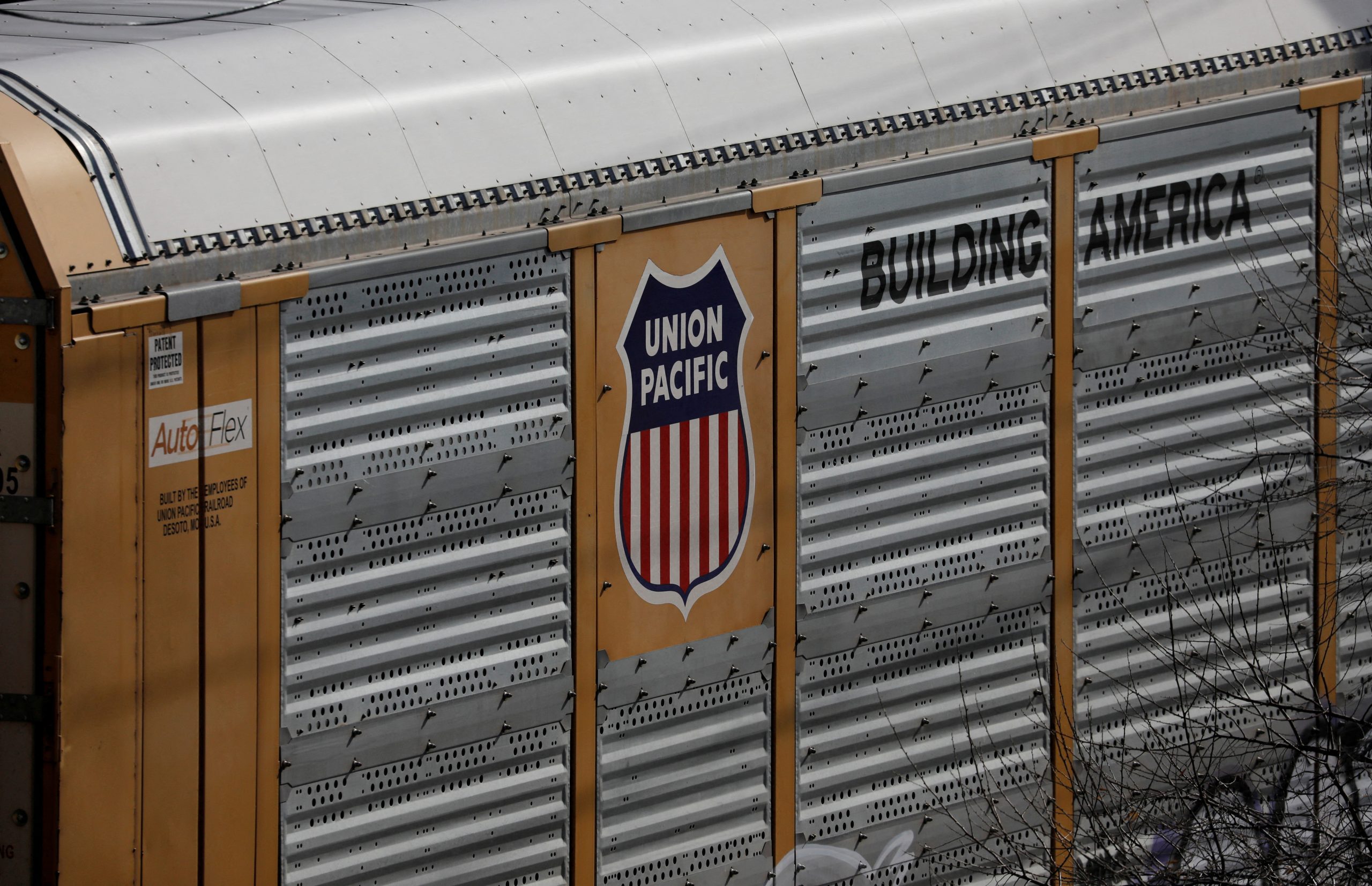 Union Pacific says volumes up as staffing improves, congestion eases