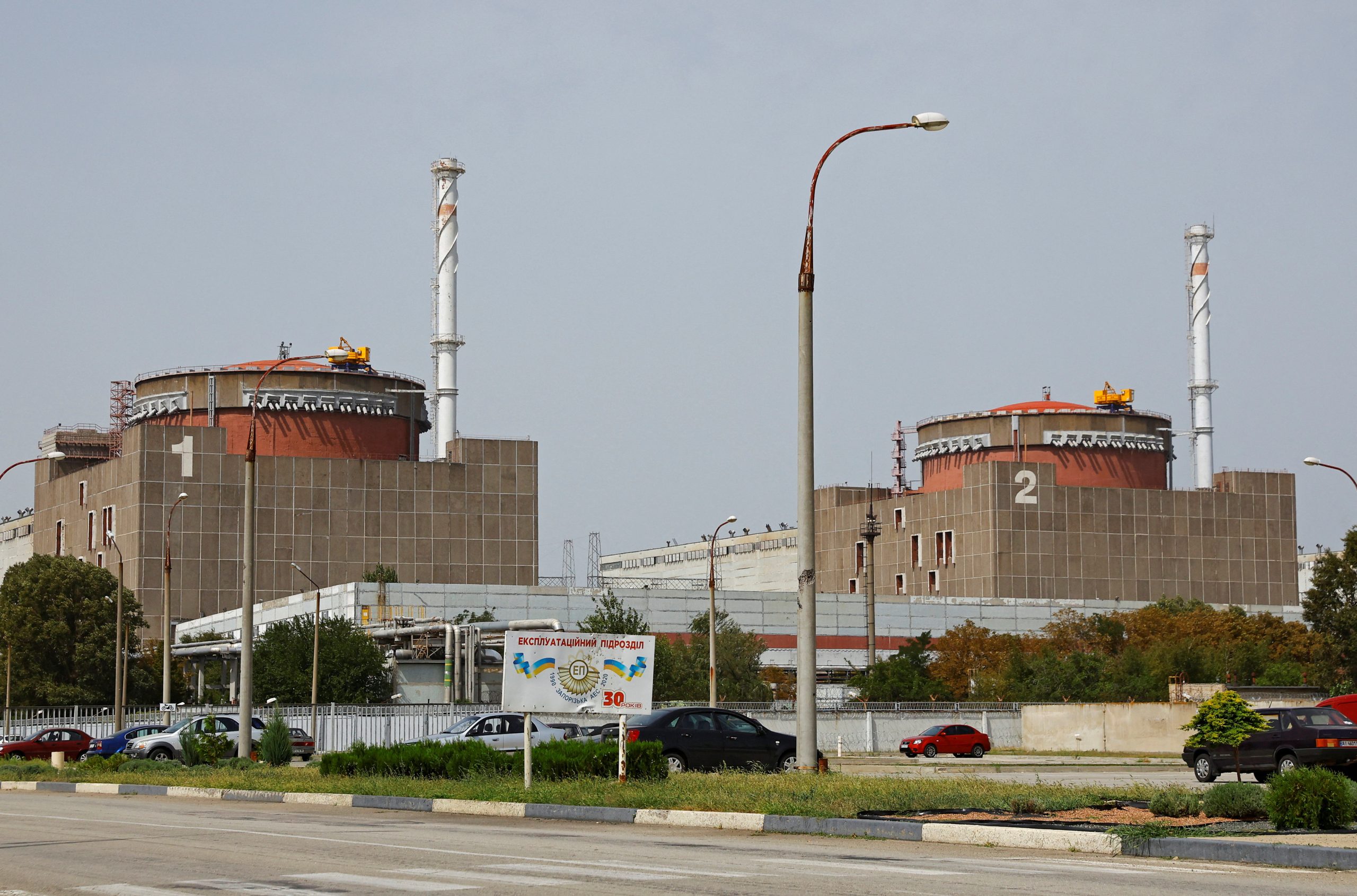 Ukrainians take anti-radiation pills after nuclear power station temporarily knocked off grid