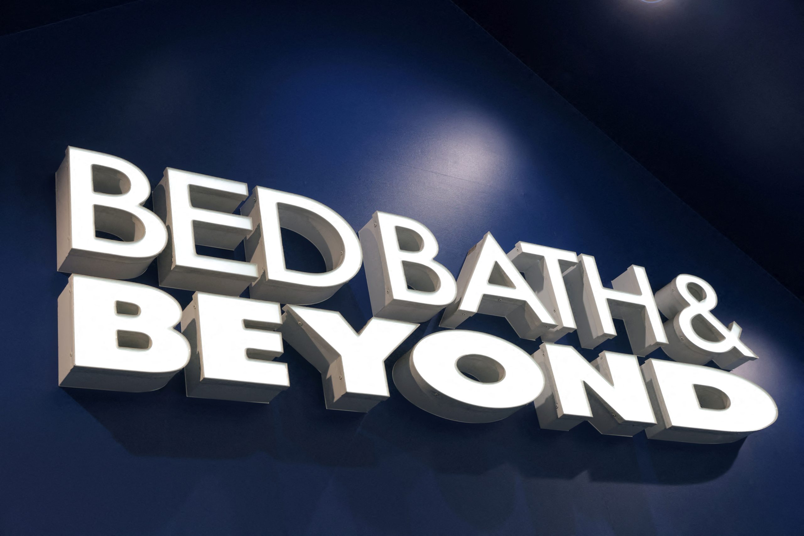 Bed Bath & Beyond CFO plunges to death at New York’s Jenga tower