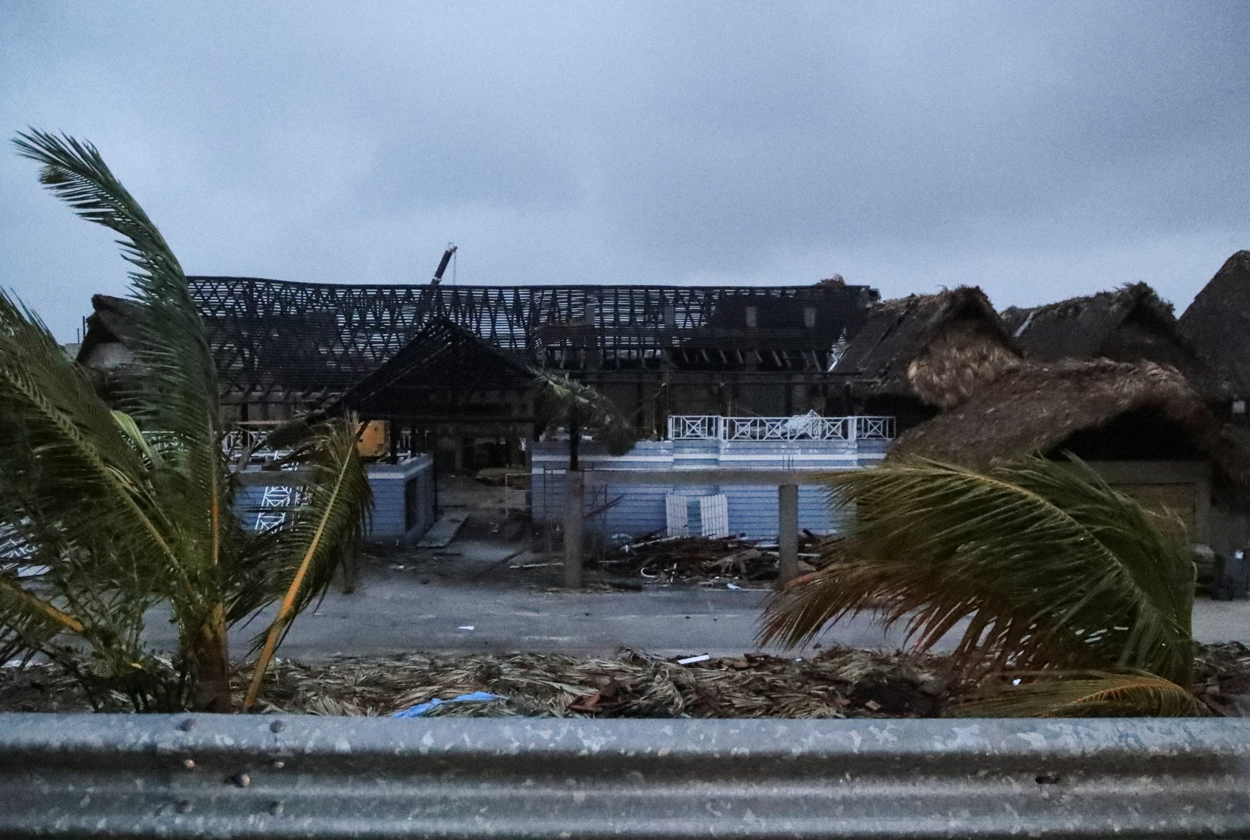 Hurricane Fiona hits Turks and Caicos as Category 3 storm