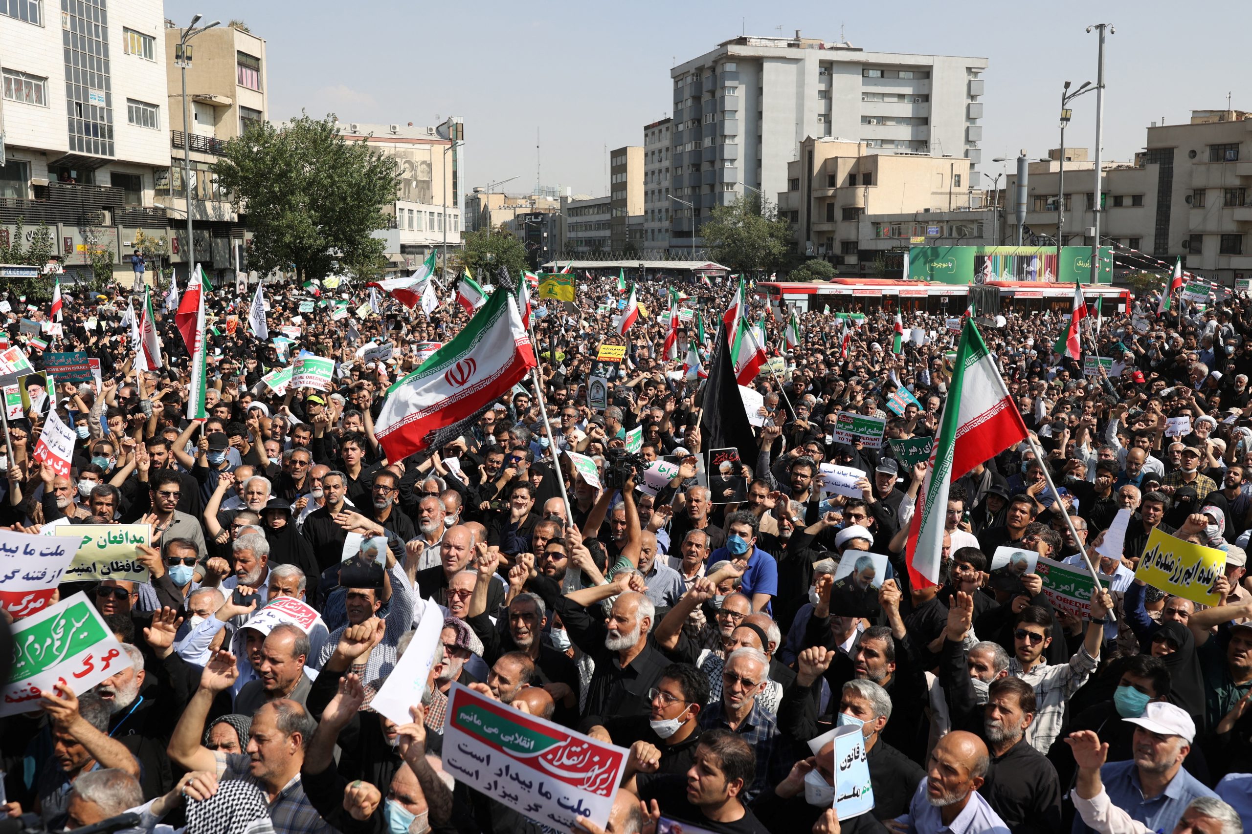 State-organized demonstrators in Iran call for execution of anti-government protestors