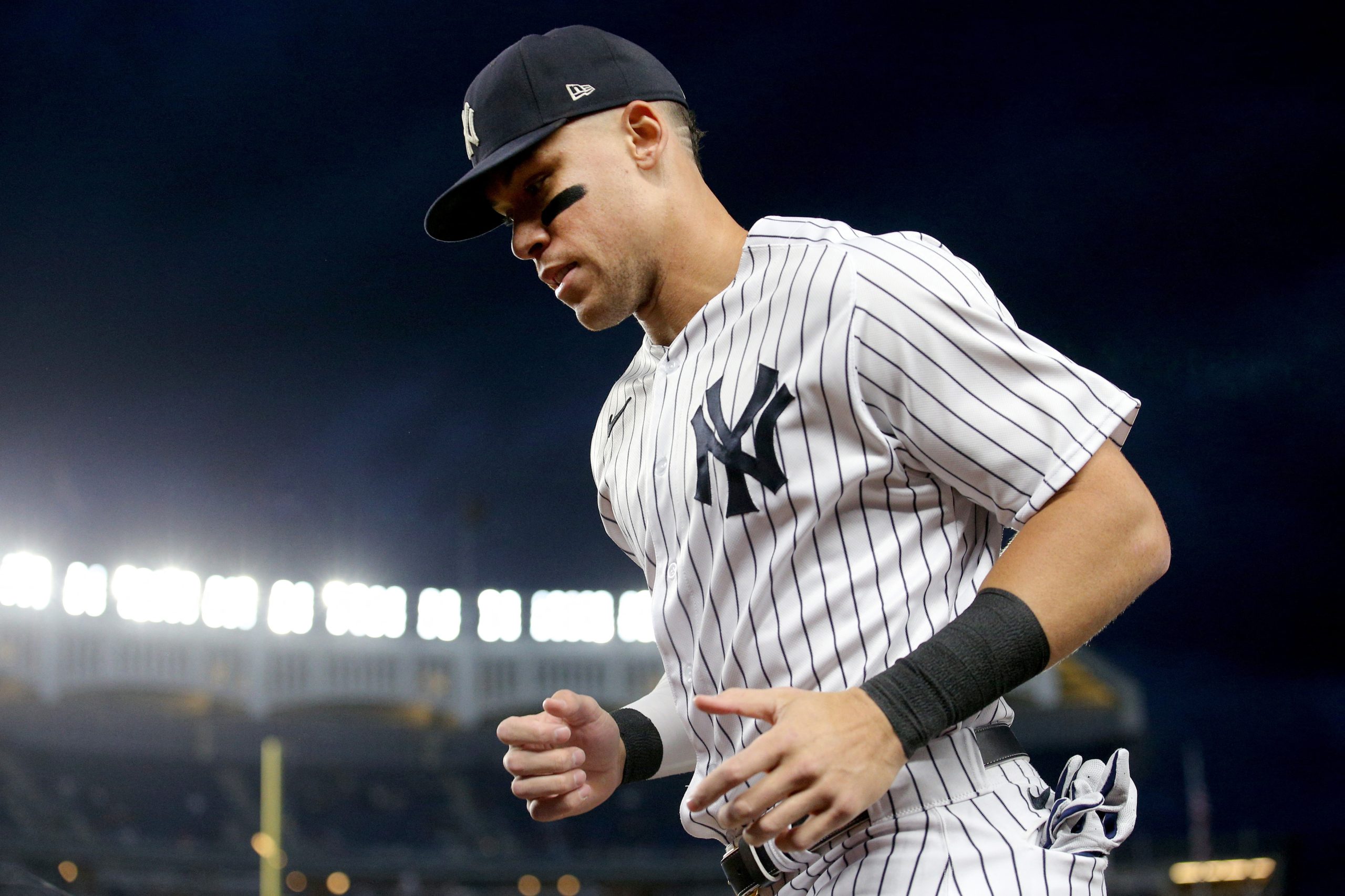 Aaron Judge stuck on 60 homers as Yankees clinch division