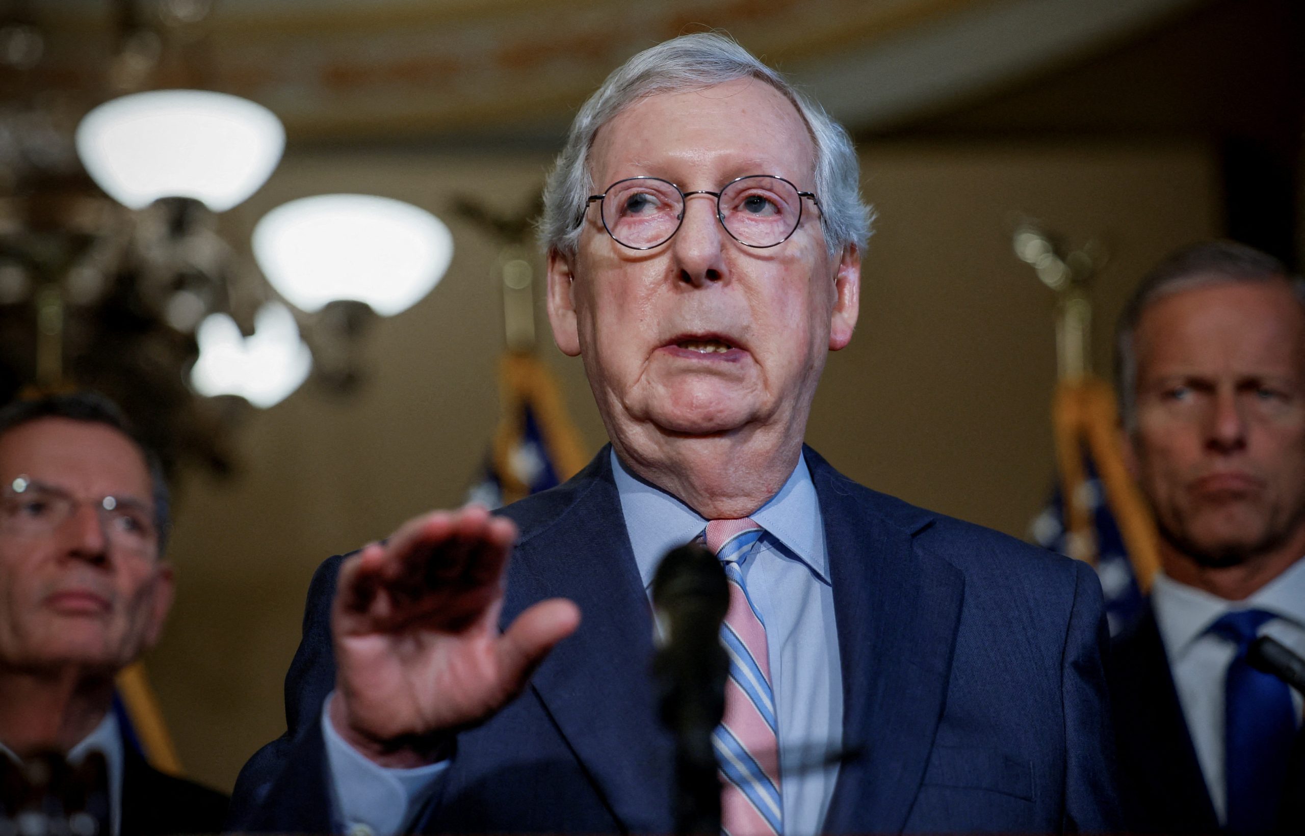 Republican McConnell backs U.S. Senate electoral reform bill