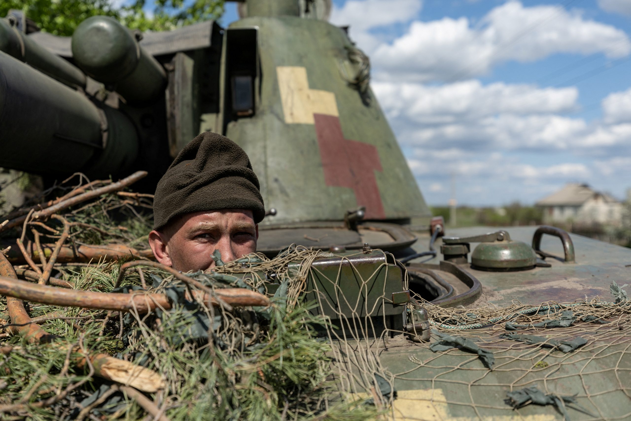 Ukraine Update: Ukrainians encircle Lyman, Putin annexes territory