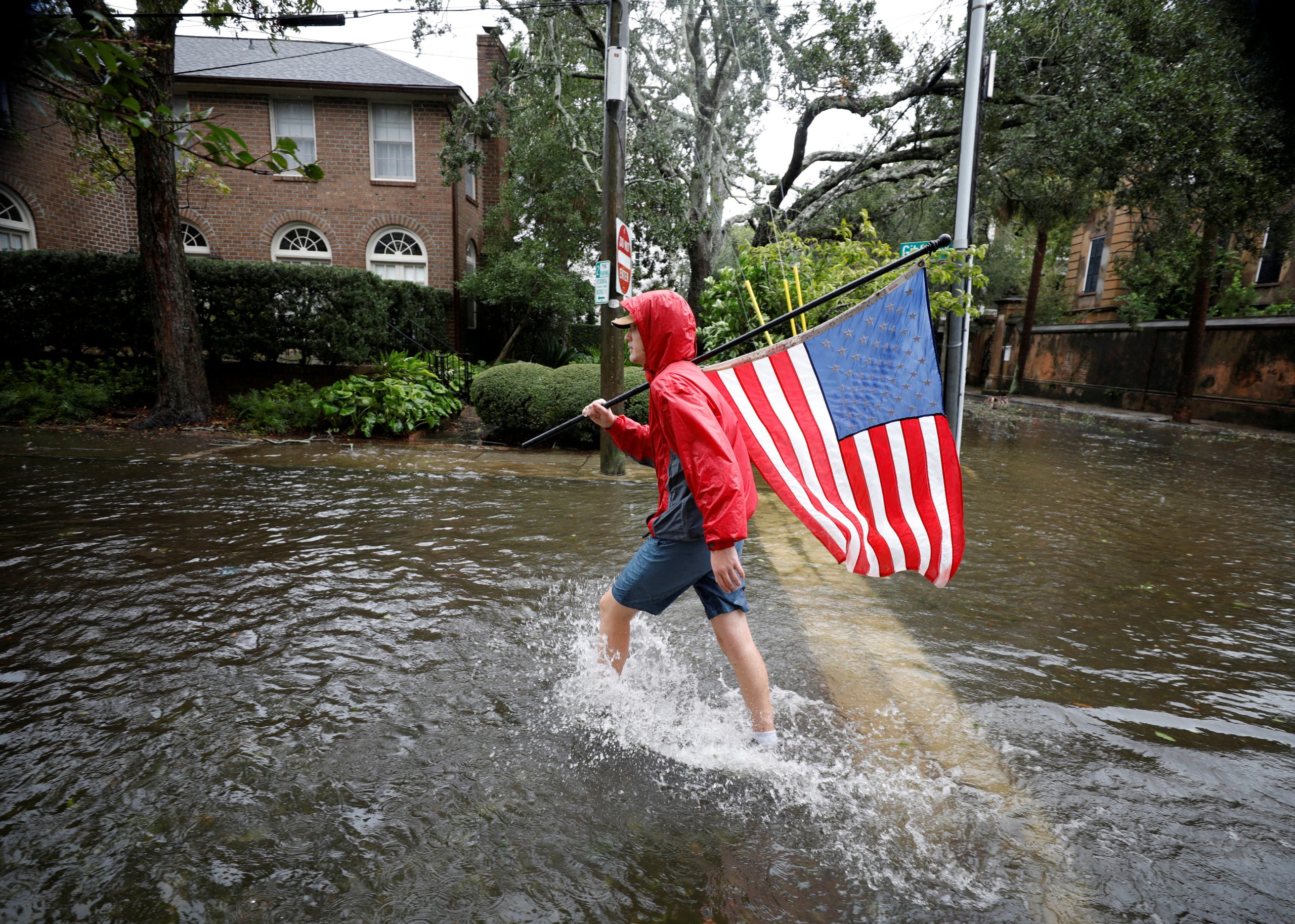 Hurricane Ian death toll over 20 with thousands of Florida residents unaccounted for