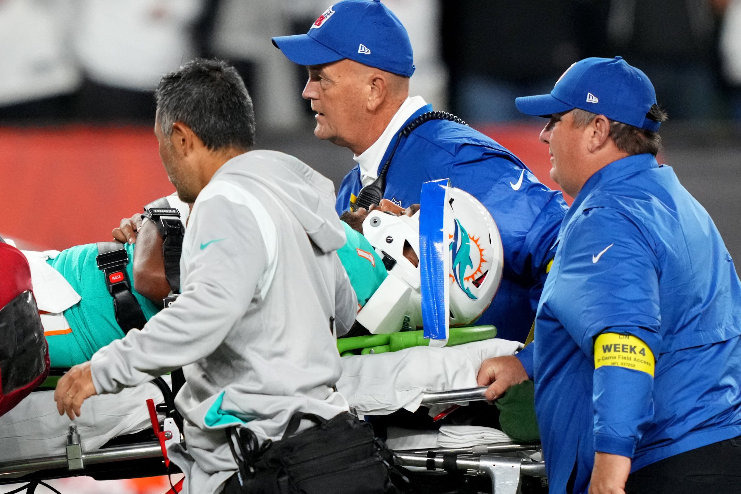 Dolphins QB Tagovailoa remains in concussion protocol