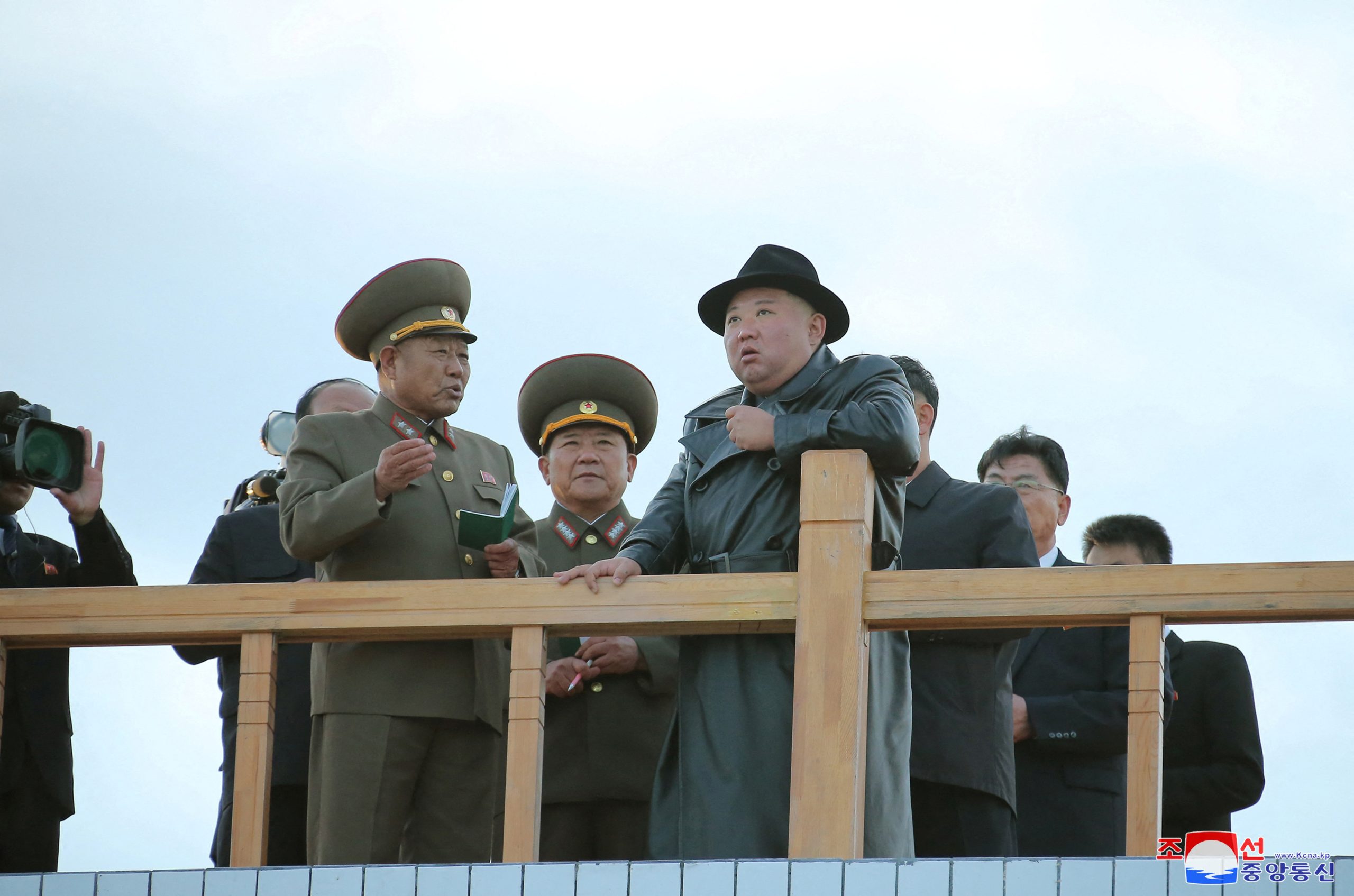 N.Korea fires missile near border with S. Korea further fanning fears of war