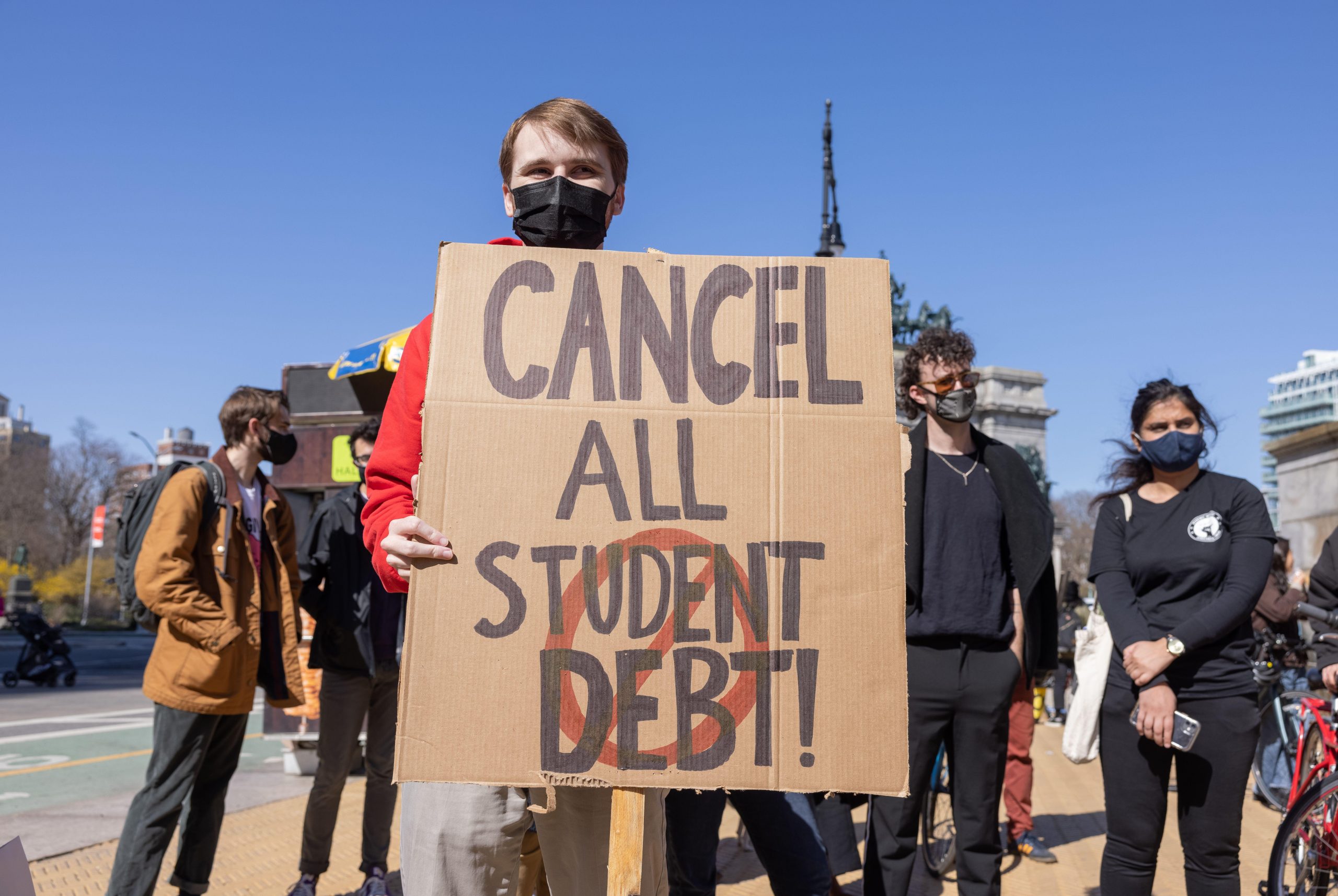 White House cancels $5.8 billion in student loan debt for attendees of Corinthian Colleges