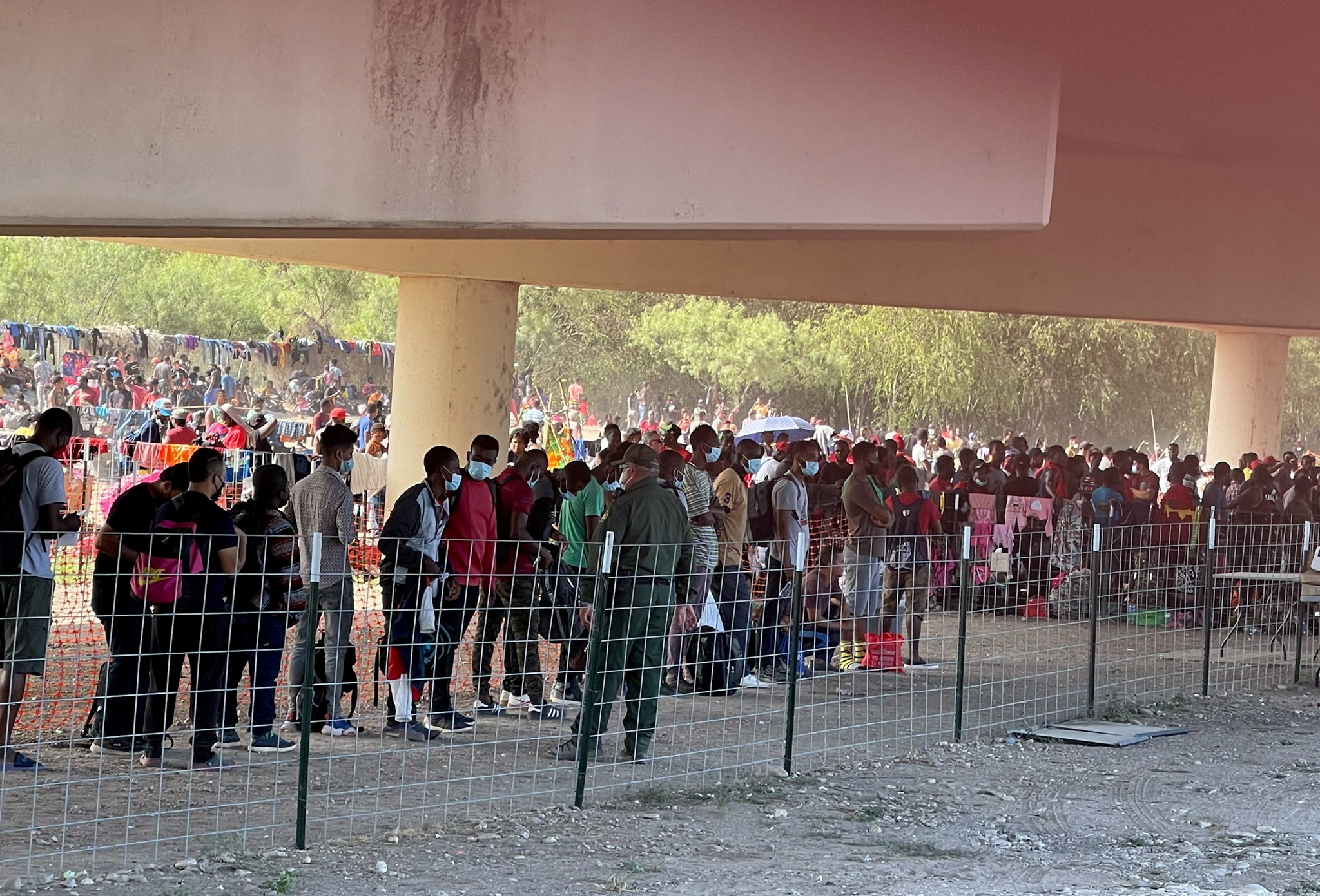 Over 10,000 Migrants Sleep Under Texas Bridge, as Border Encounters See Two Decade High