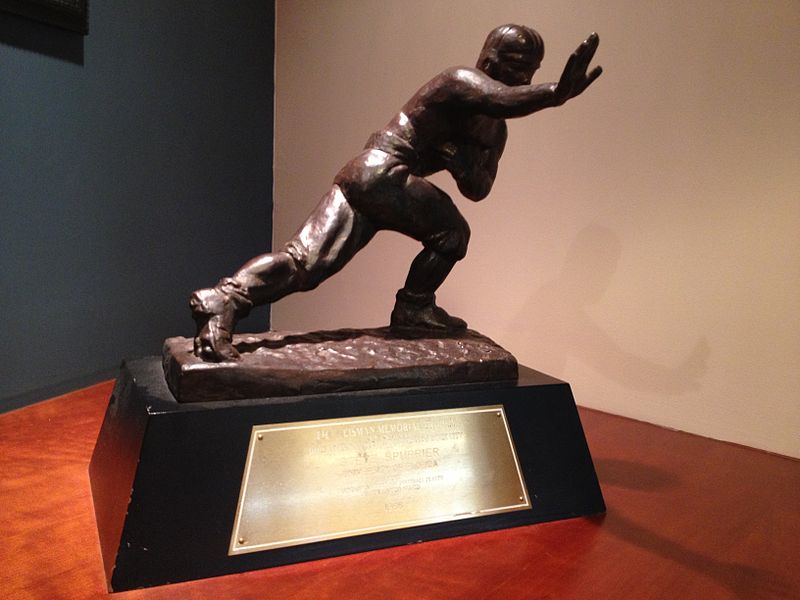 Heisman Trophy winner gives praise to Jesus upon winning award