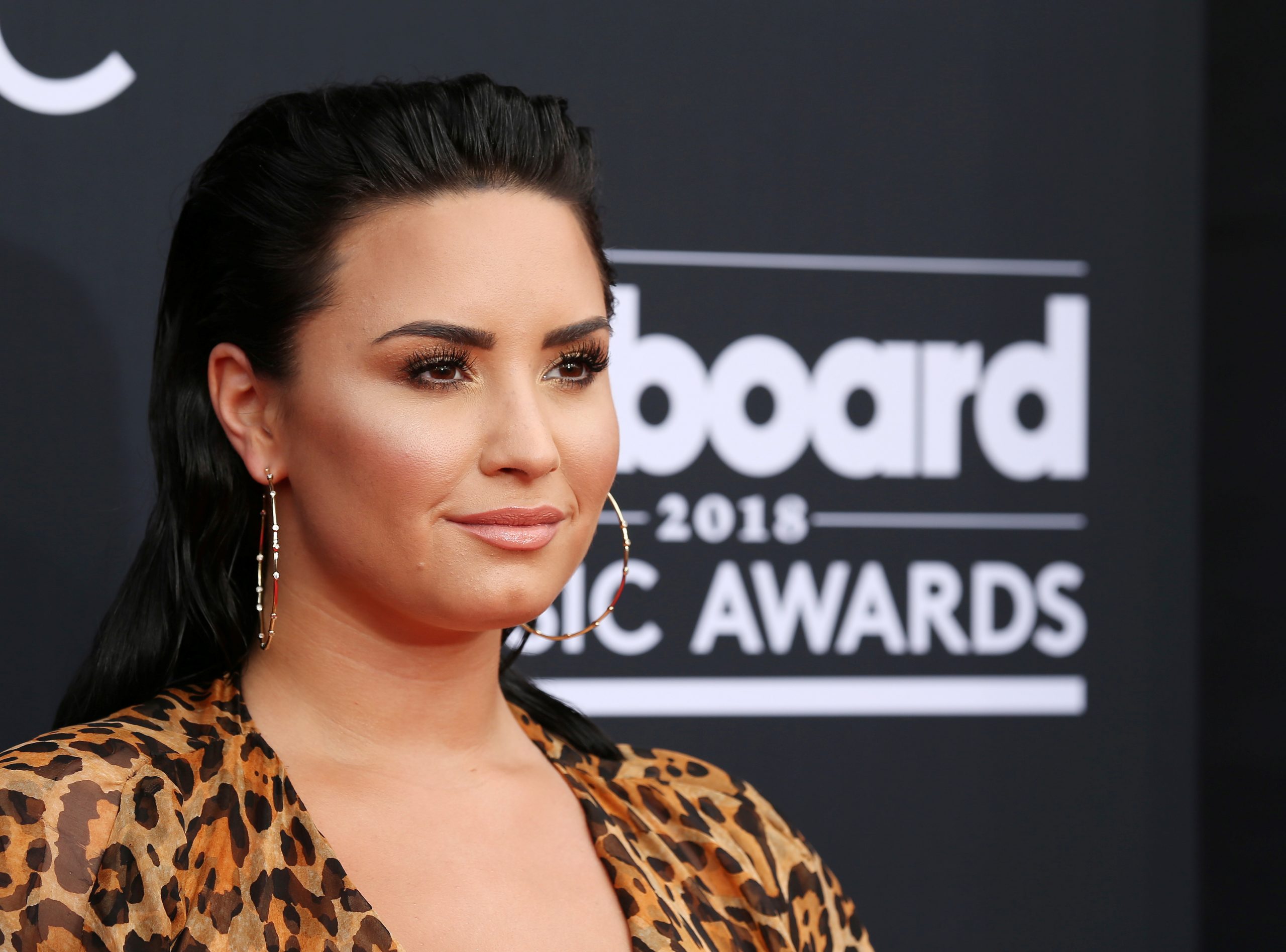 Pop Star Demi Lovato Indentifies As “Nonbinary”