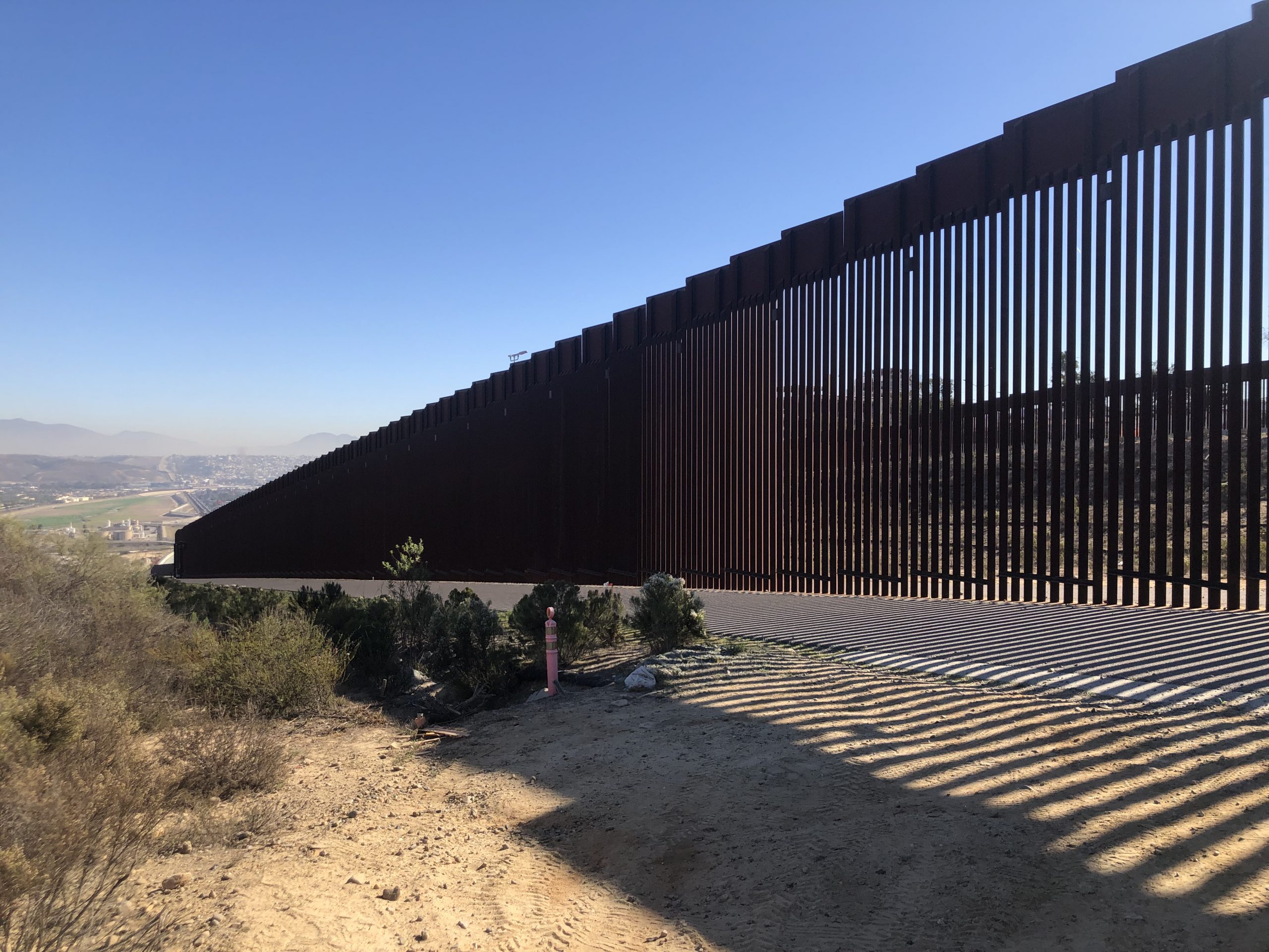 Texas Gov. Abbott debuts state-funded border wall, slams Biden’s ‘failure’ to do job