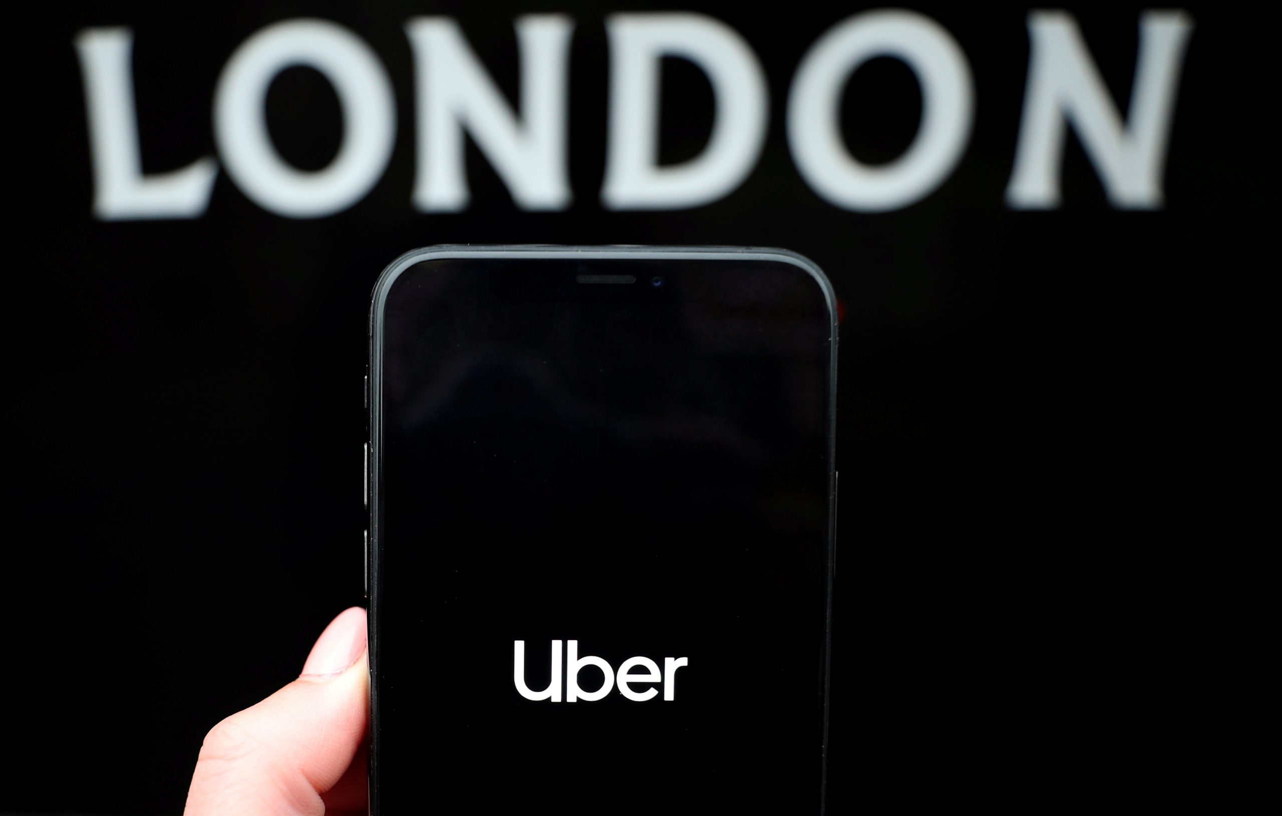 Uber Announces Job Benefits for UK Workers