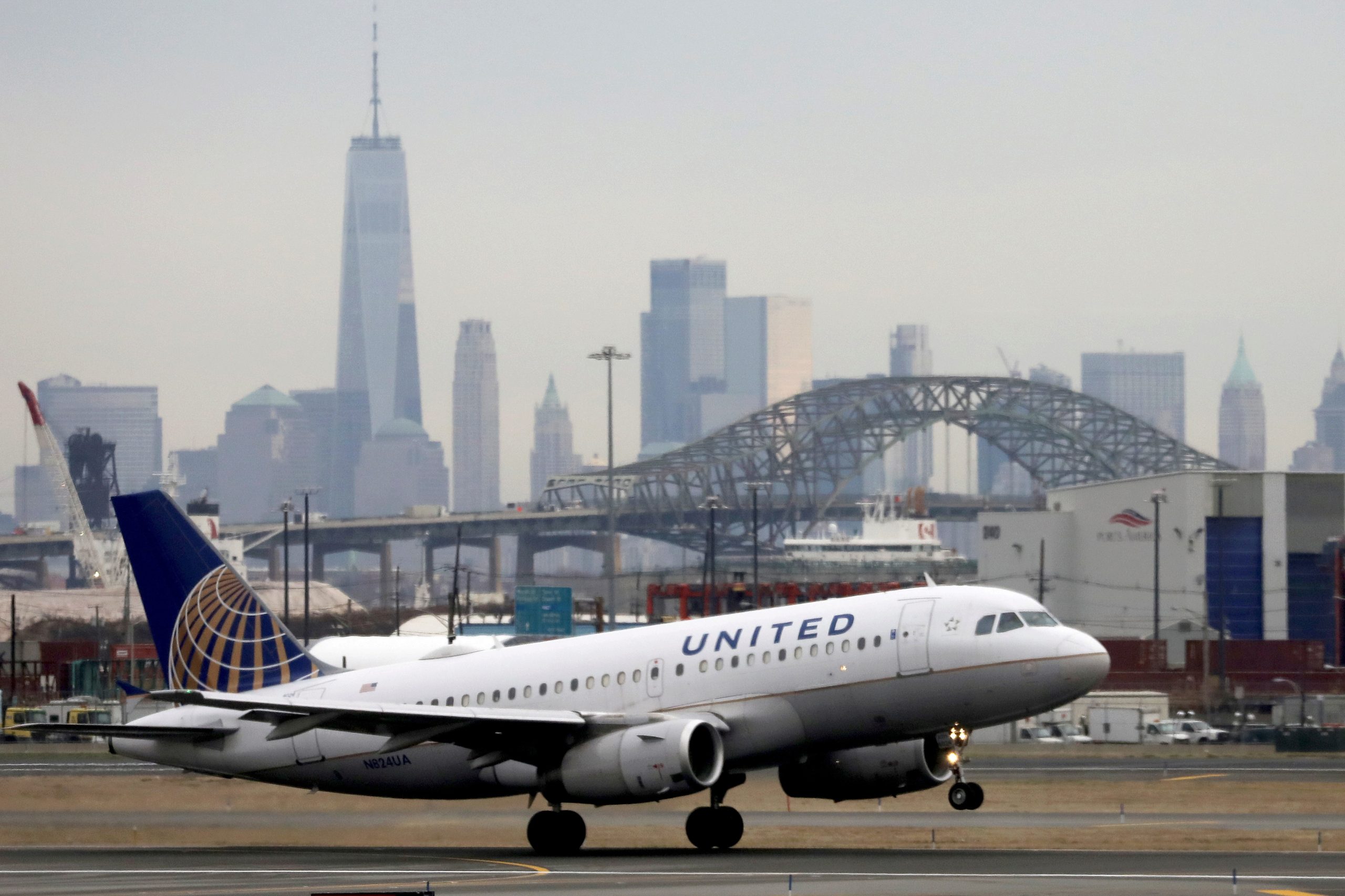 United Airlines begins firing employees who didn’t receive COVID vaccine